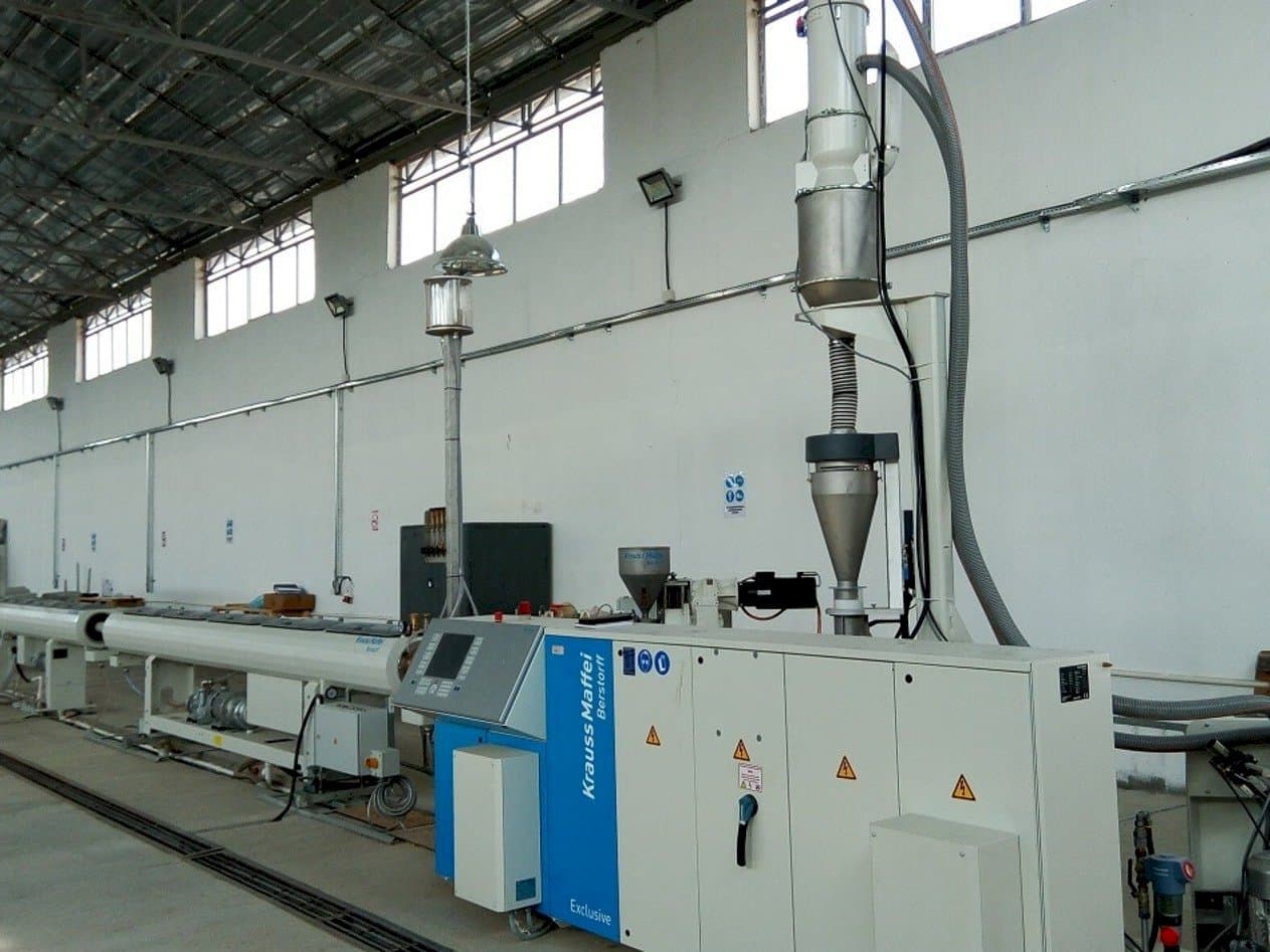 Vooraanzicht  van Krauss Maffei KME 60-36 B/R  machine