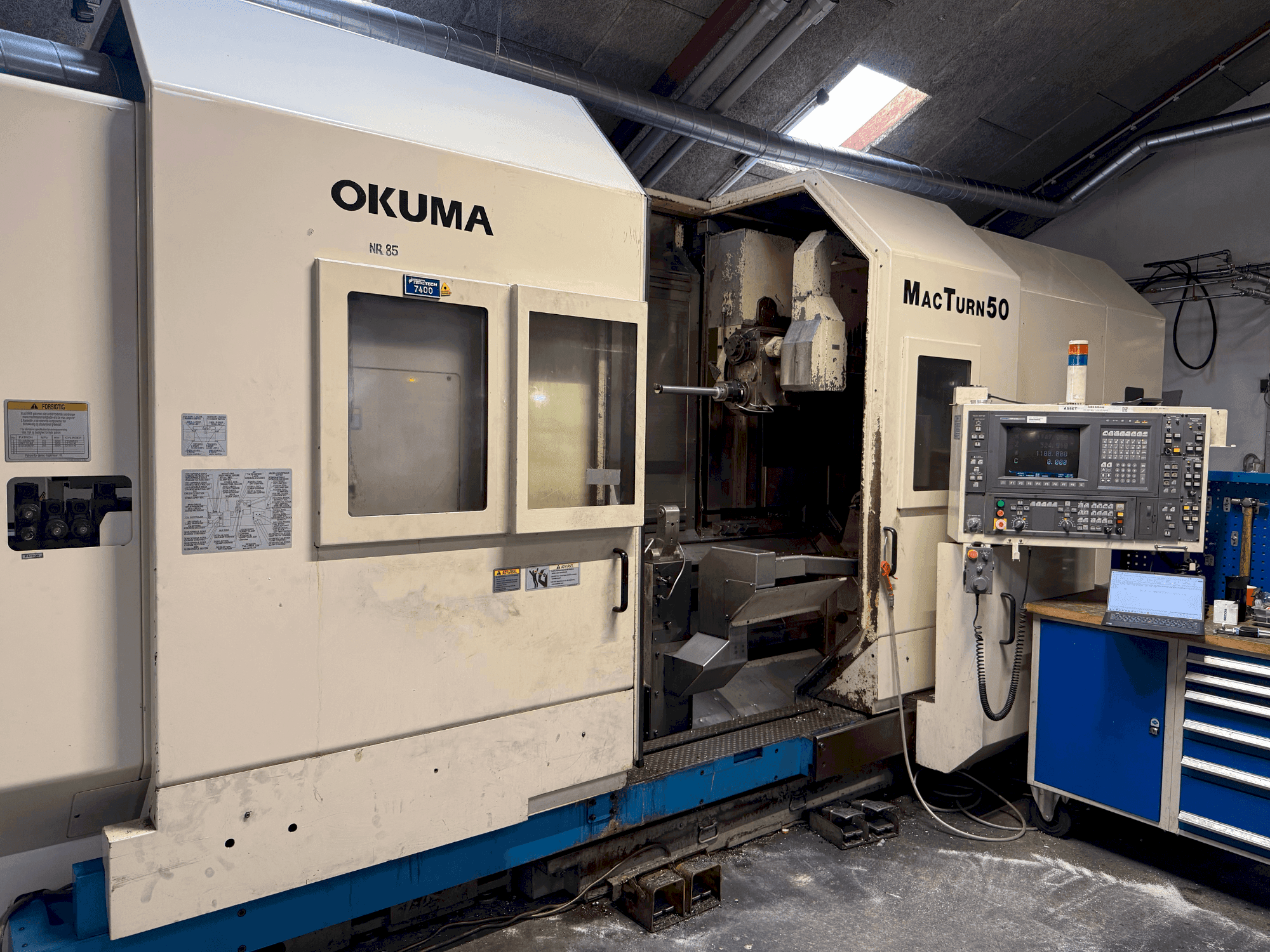 Vooraanzicht  van Okuma MacTurn 50  machine