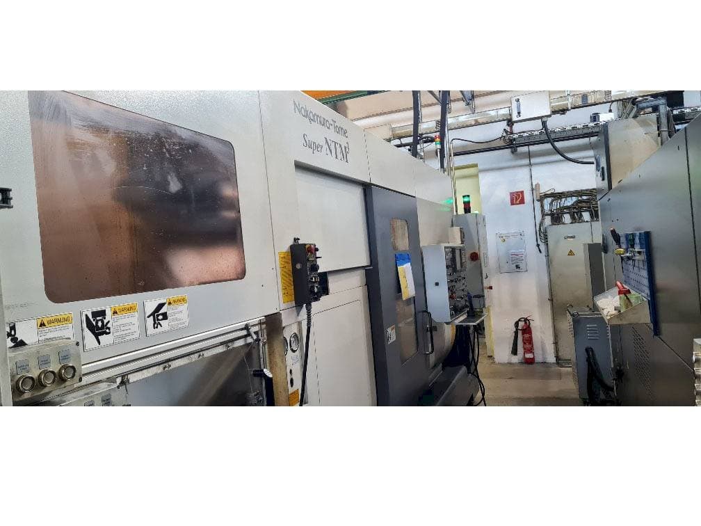 Vooraanzicht  van NAKAMURA Super NTM³  machine
