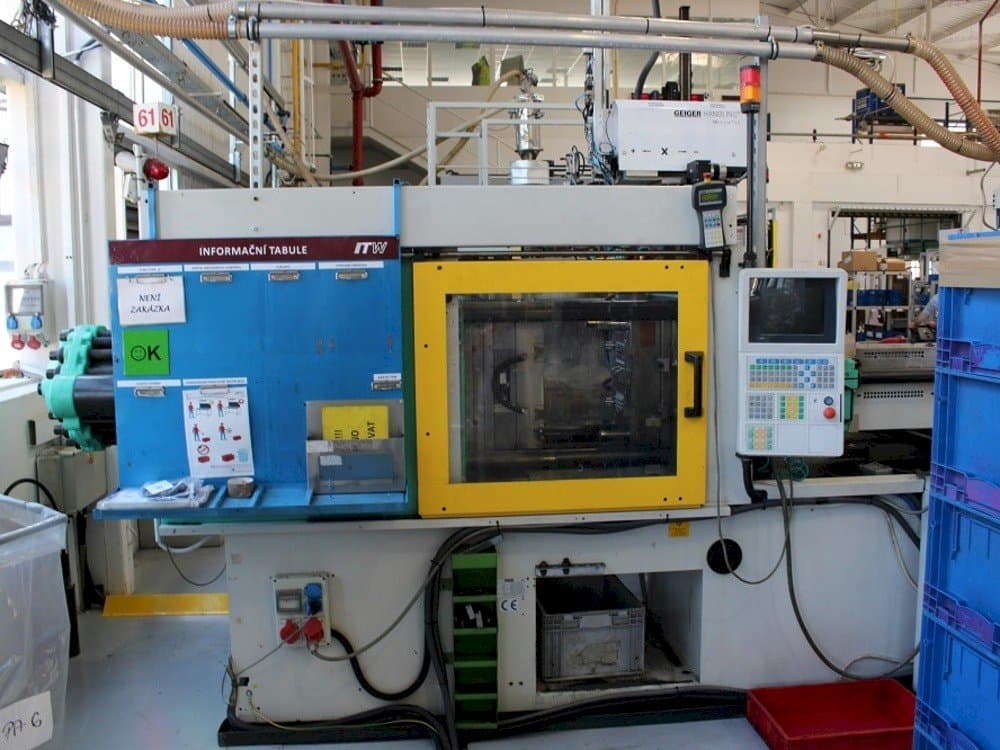 Vooraanzicht  van Arburg 470 C 1500-800  machine