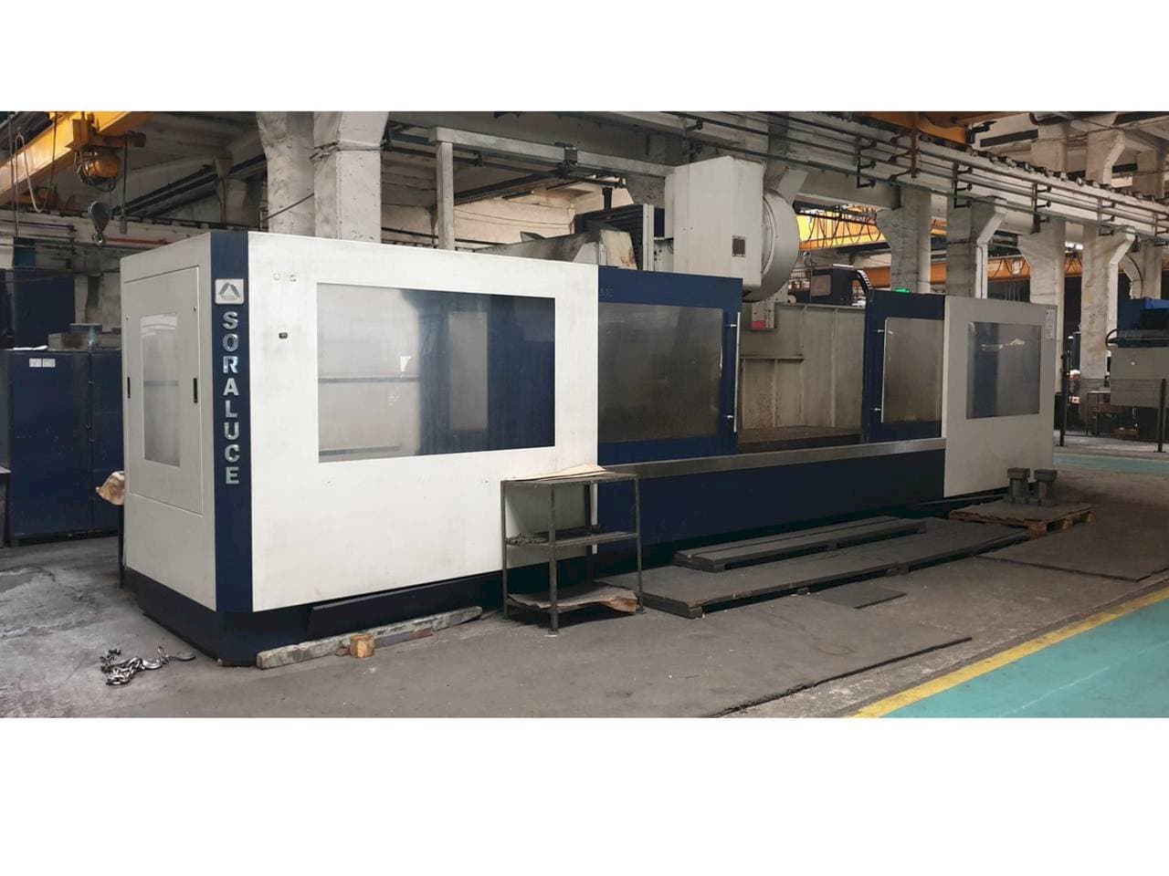 Vooraanzicht van Soraluce TA 35 machine