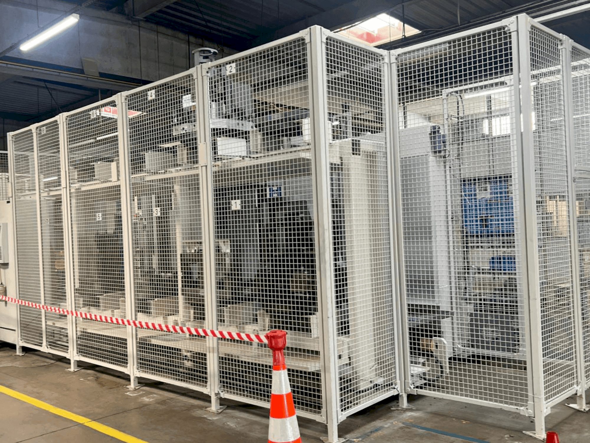 Vooraanzicht  van HELLER MCH 250  machine