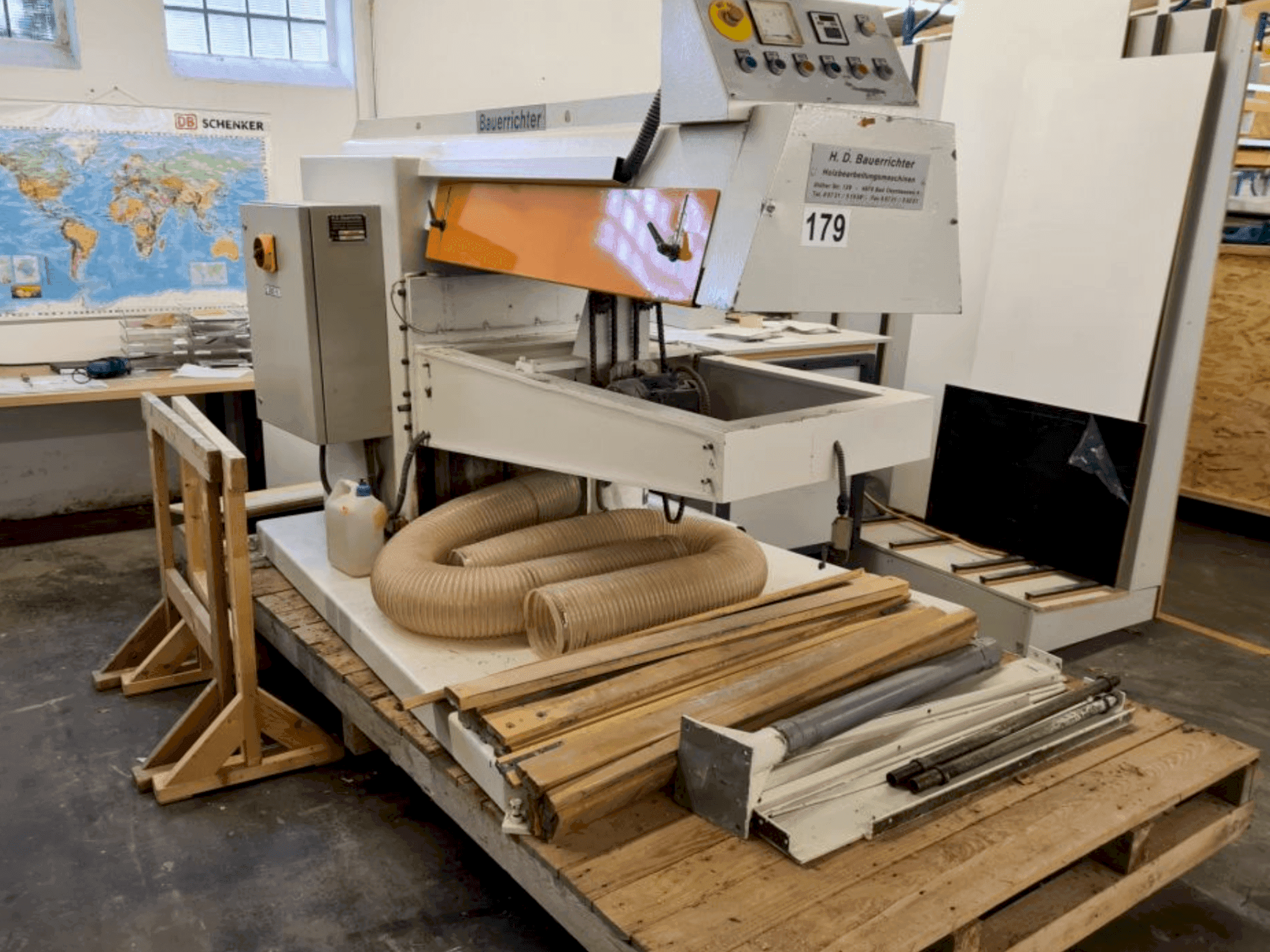 Vooraanzicht  van BAUERRICHTER SL1 1350X3500  machine