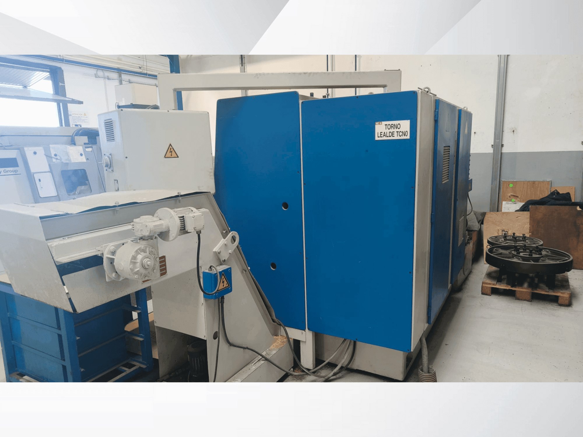 Vooraanzicht  van Lealde TCN-0  machine