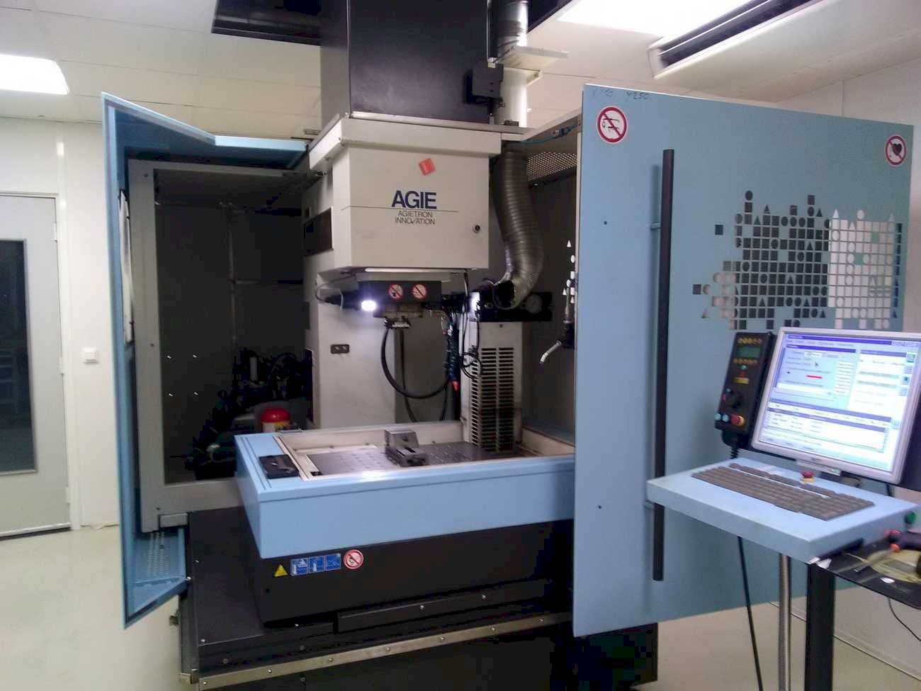 Vooraanzicht  van AGIE AGIETRON INNOVATION 2  machine