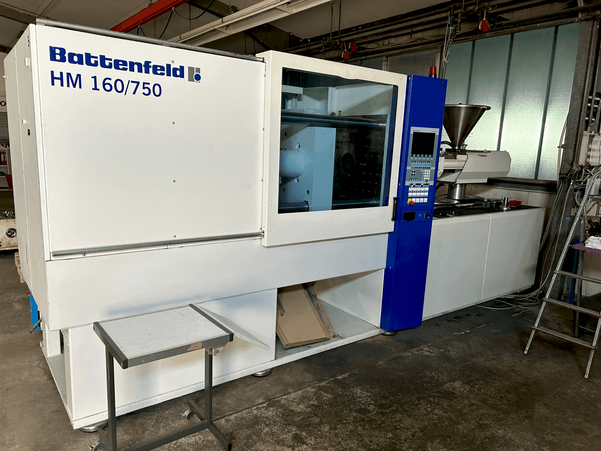 Vooraanzicht  van Battenfeld HM160/750E  machine