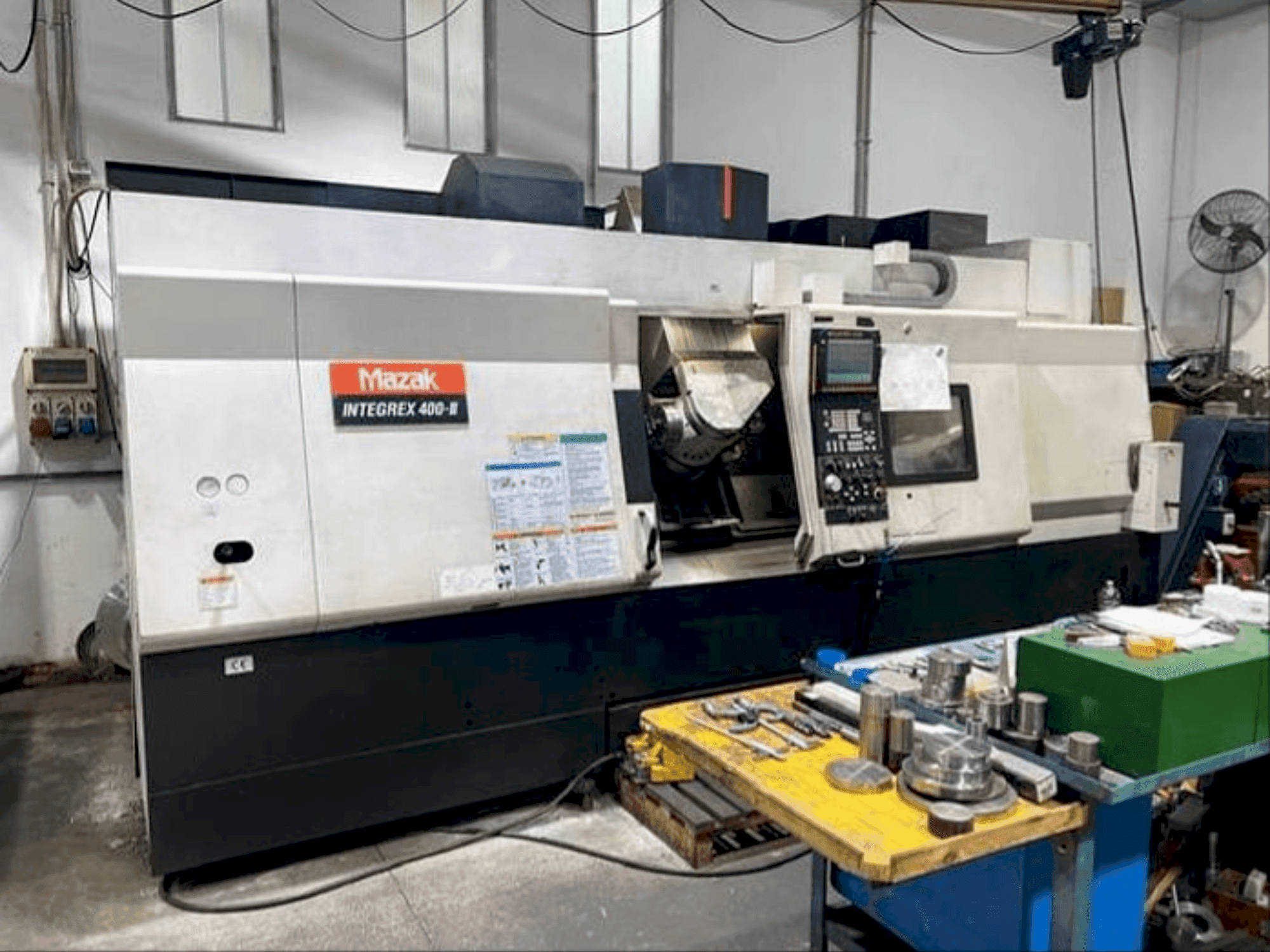 Vooraanzicht  van Mazak INTEGREX 400 III FUSION  machine