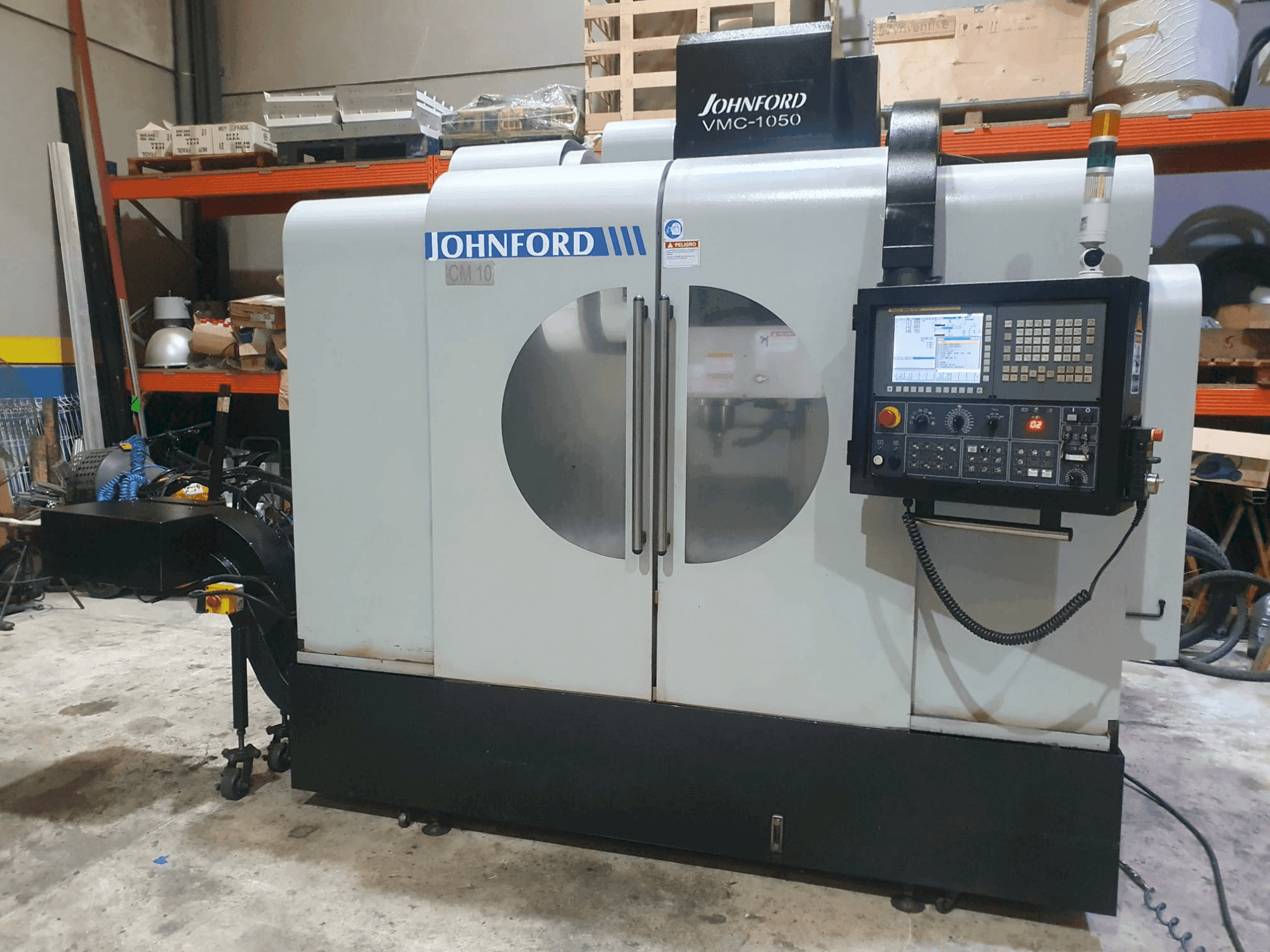 Vooraanzicht  van Johnford VMC-1050  machine