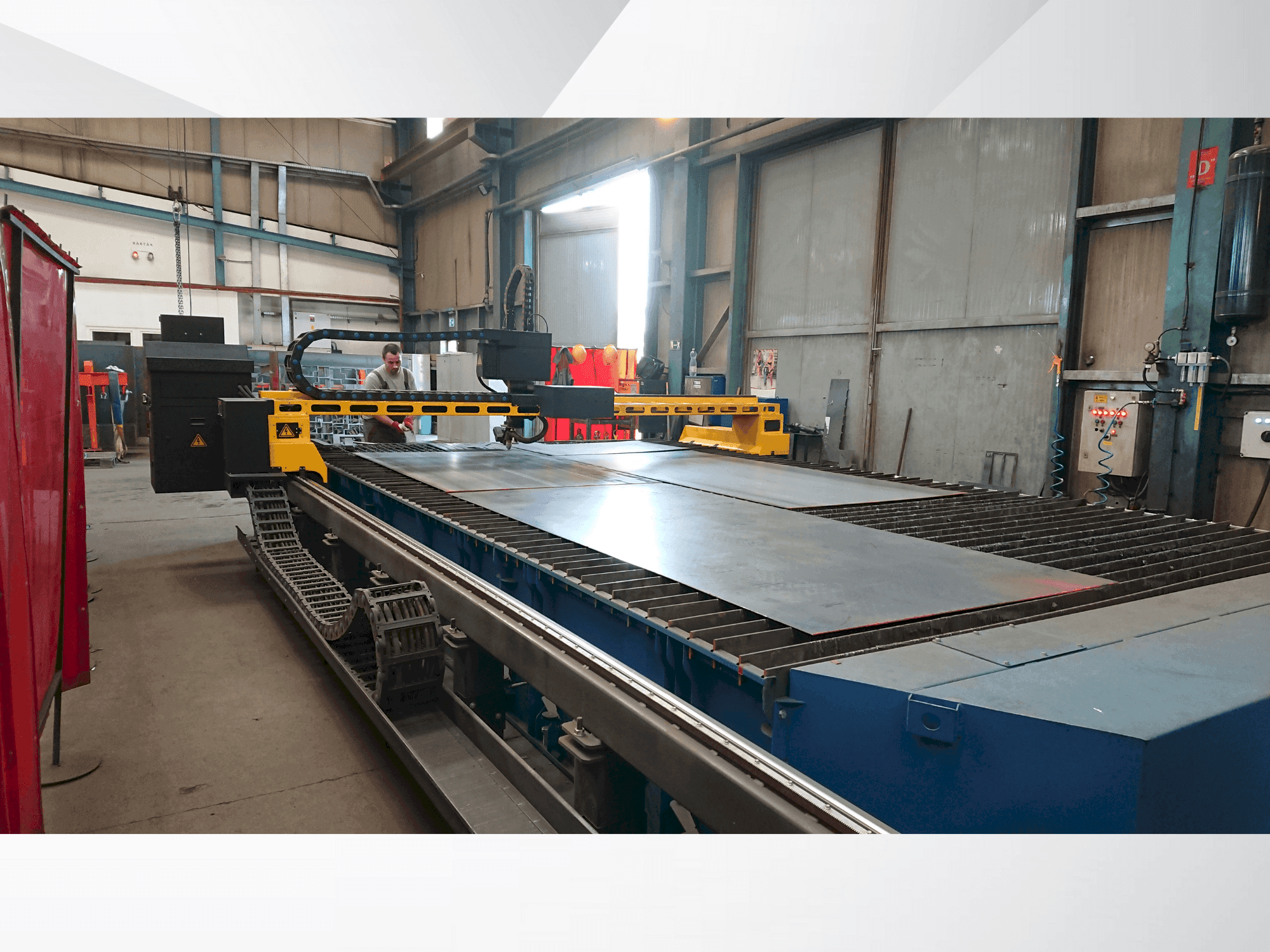 Vooraanzicht  van AJAN PP 260 A-5T  machine