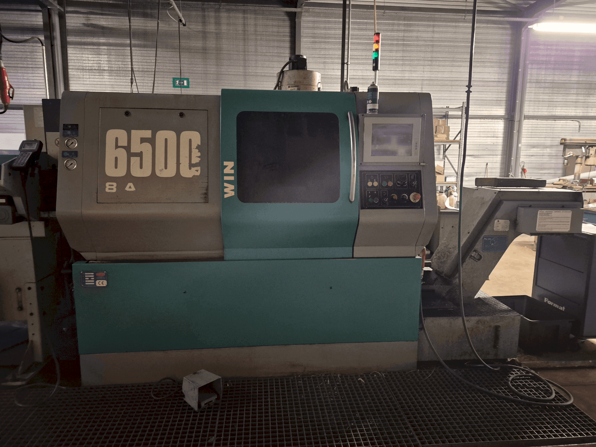 Vooraanzicht  van MUPEM WIN 6500  machine