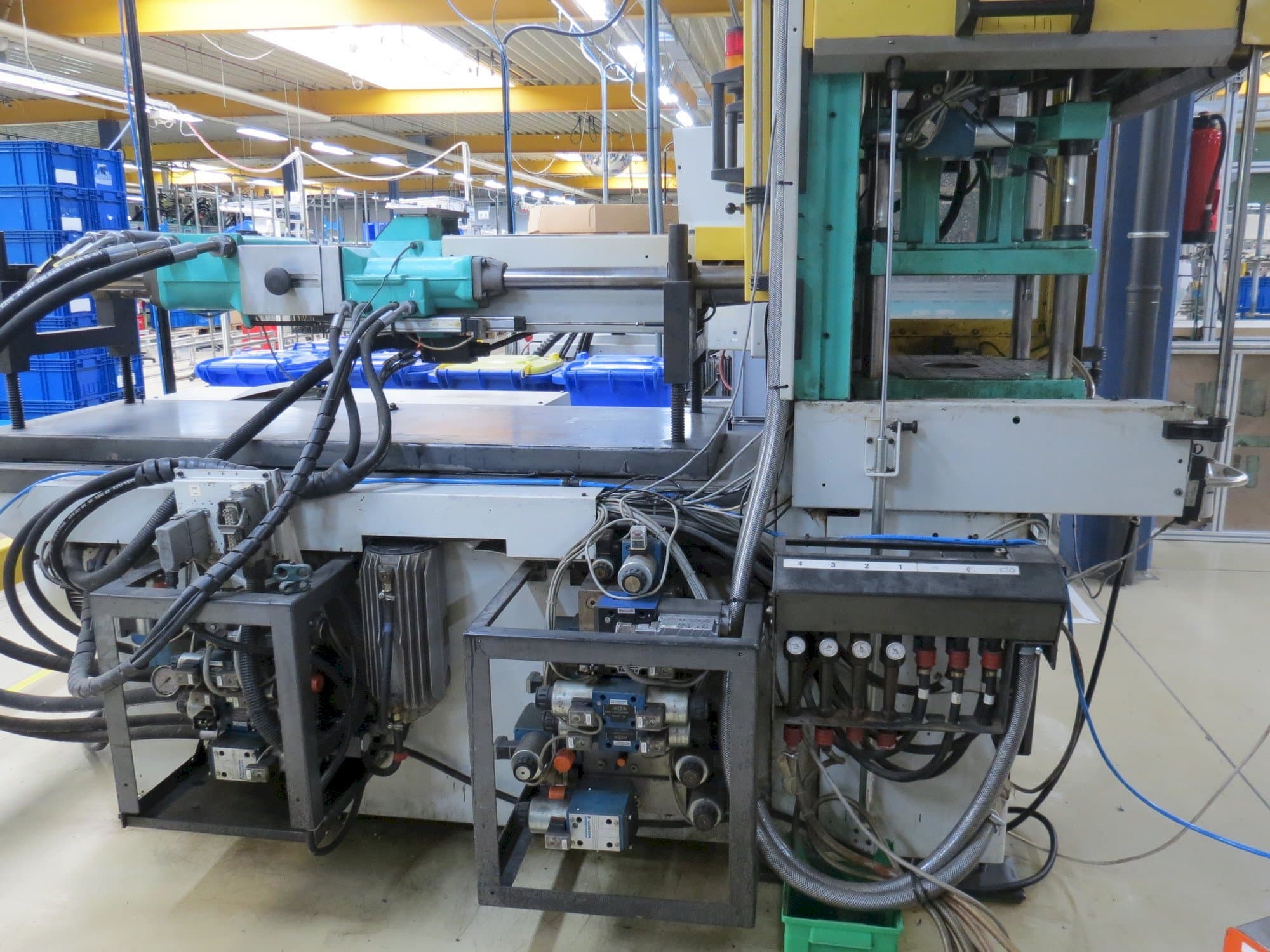 Vooraanzicht  van Arburg Allrounder 320 C / S 500-250 Vo  machine