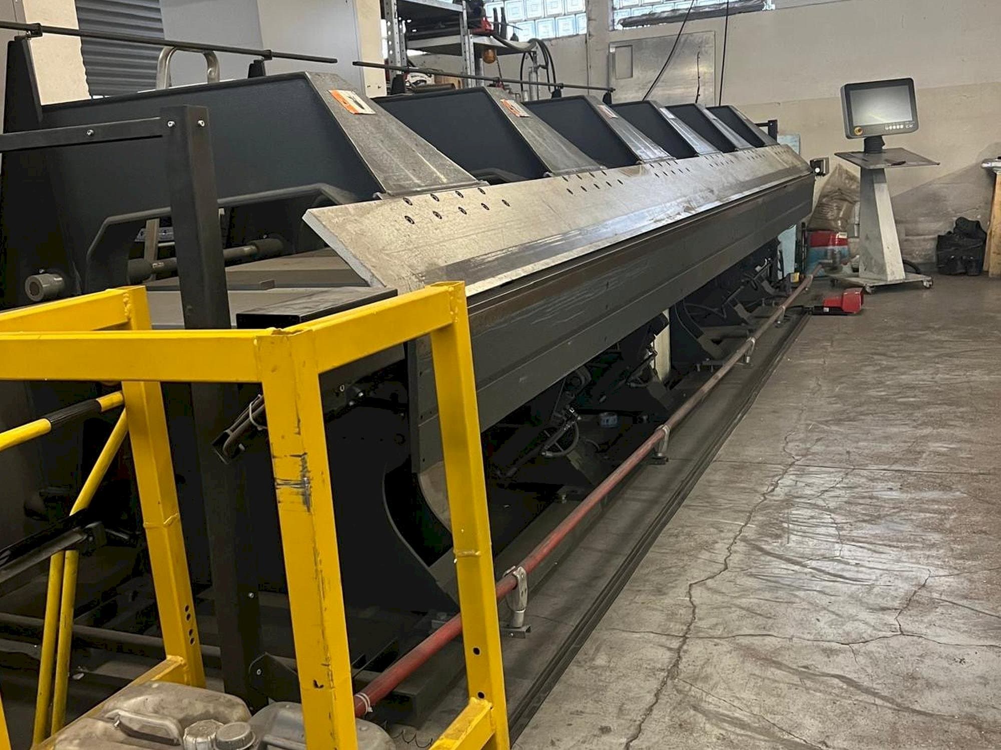 Vooraanzicht  van Jorns  Norma-Line 150-6.4  machine