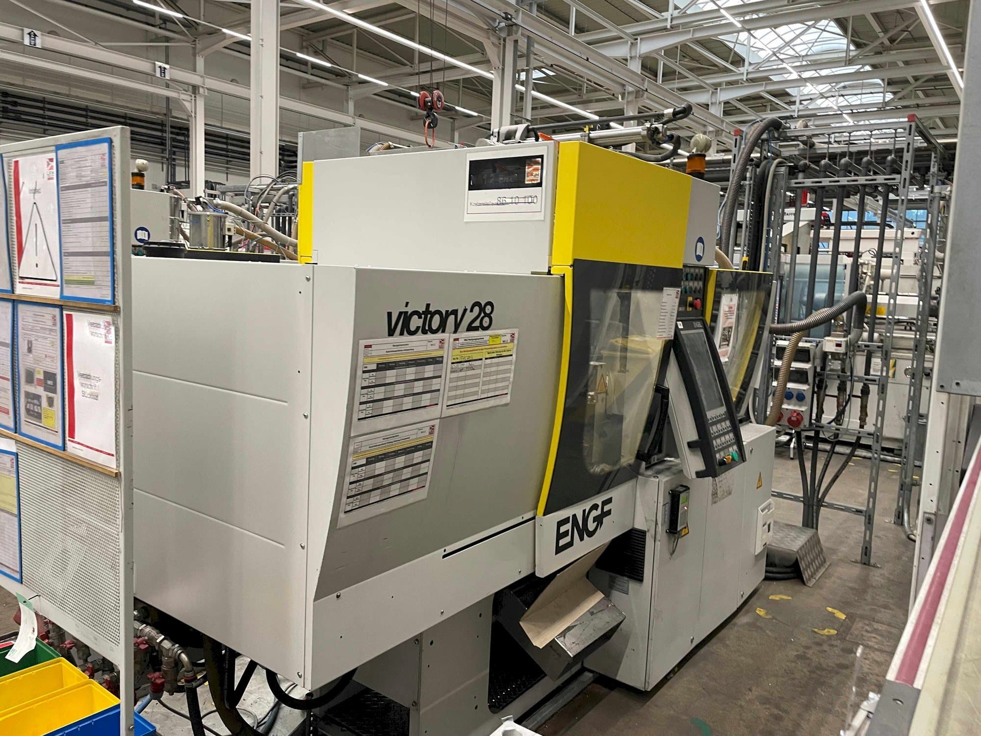 Vooraanzicht  van Engel Victory 200/28  machine