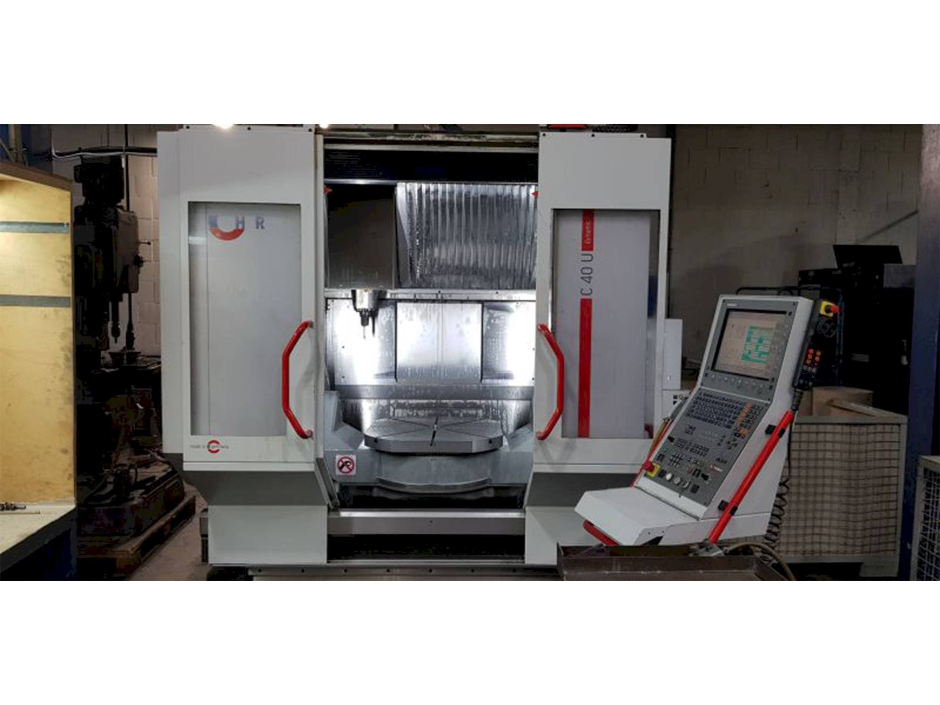 Vooraanzicht  van HERMLE C40 U MT  machine