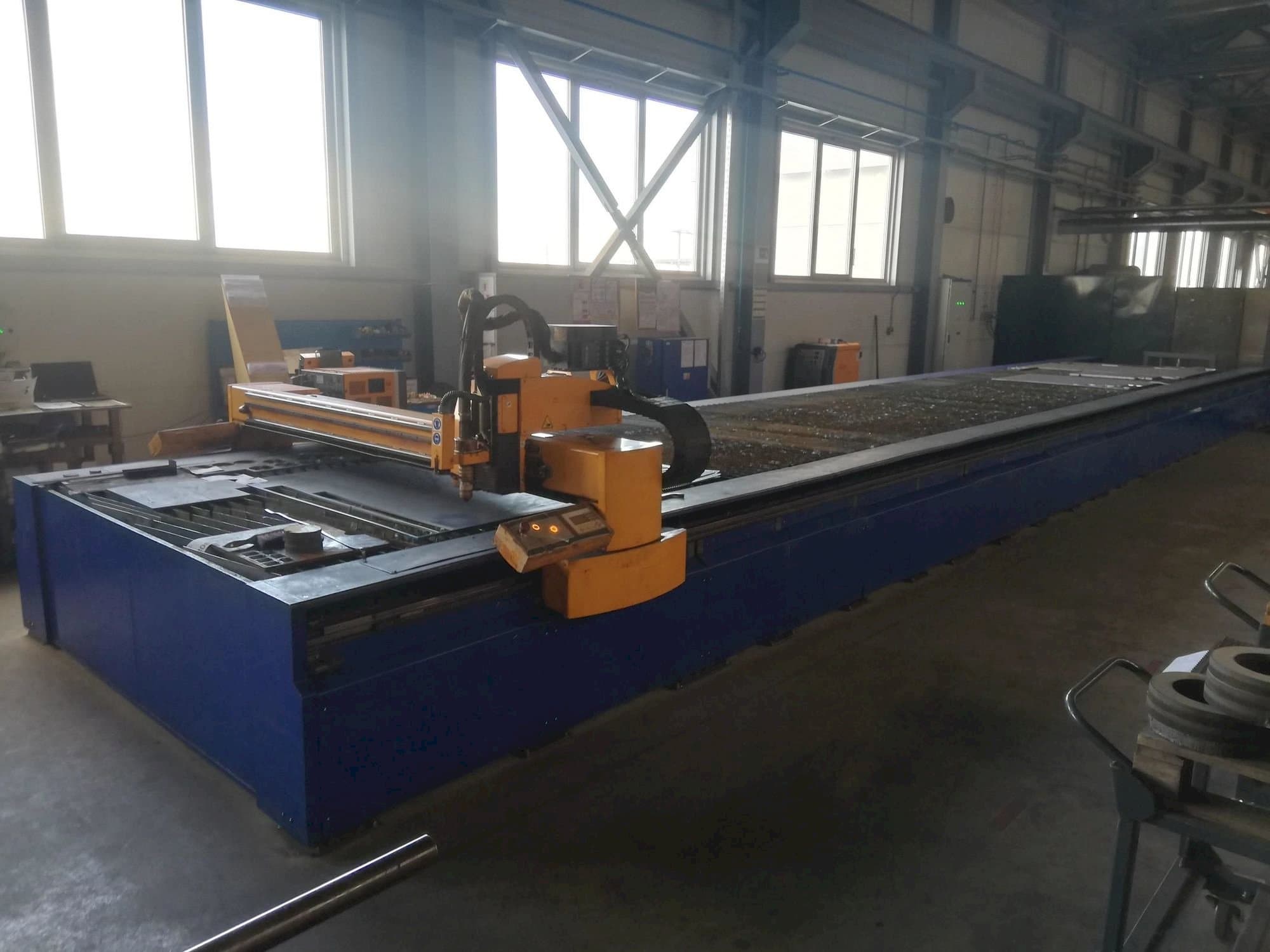 Vooraanzicht  van MicroStep Pls 13501.20 P  machine