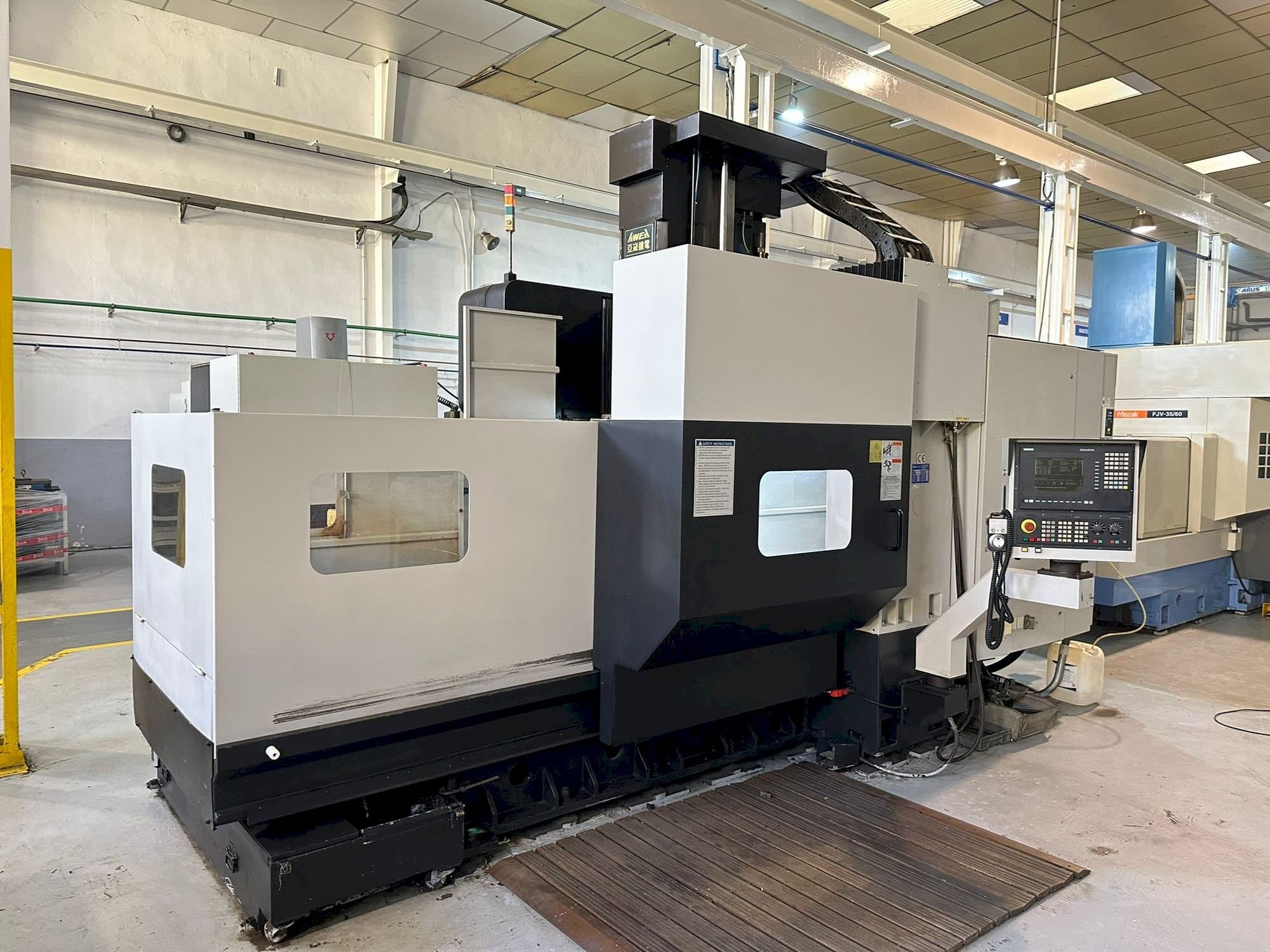 Vooraanzicht  van AWEA VP2012  machine