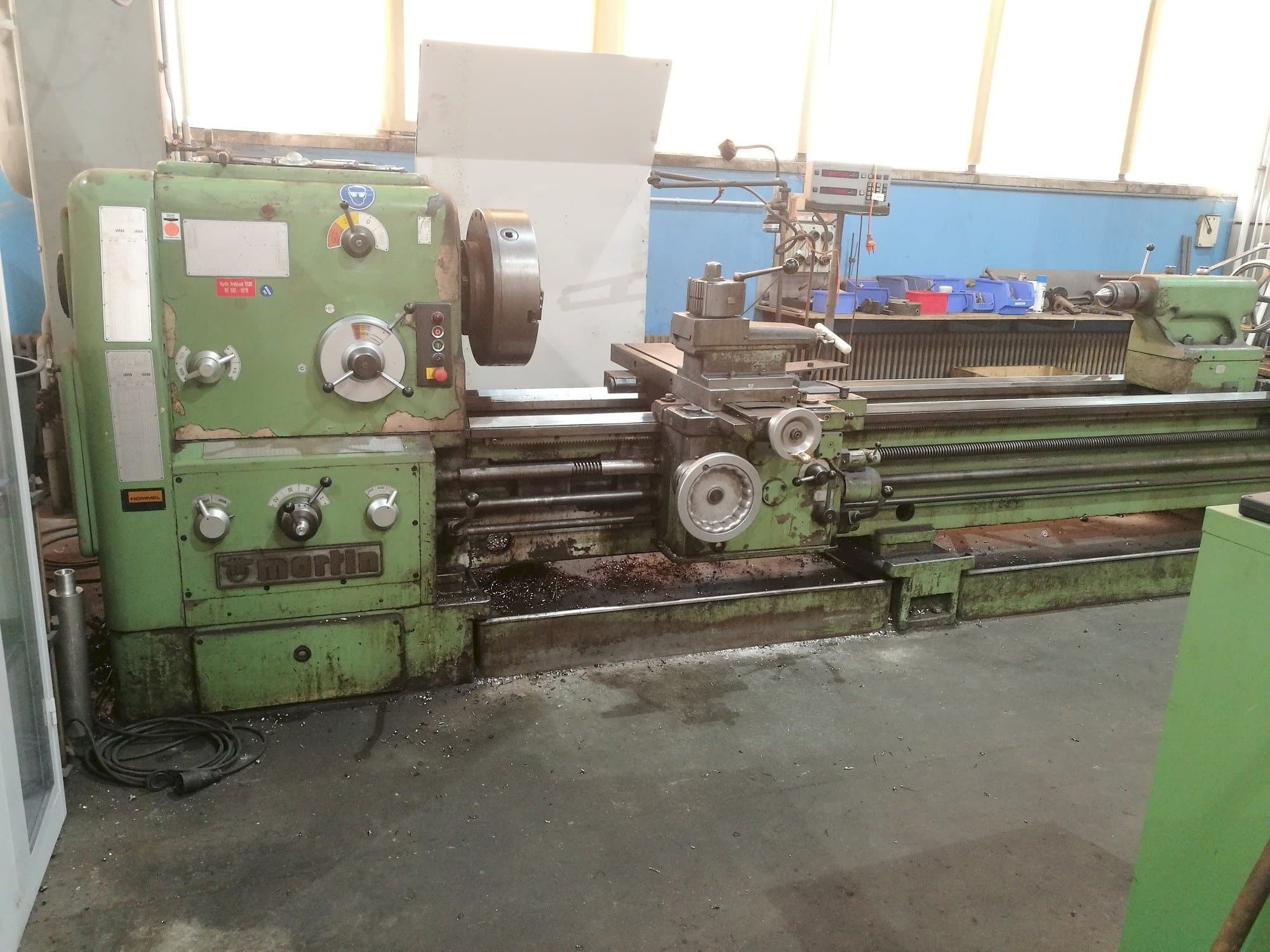 Vooraanzicht  van Martin DS 80  machine