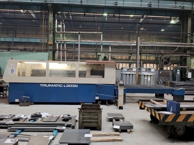 Vooraanzicht  van Trumpf TRUMATIC L 3030  machine