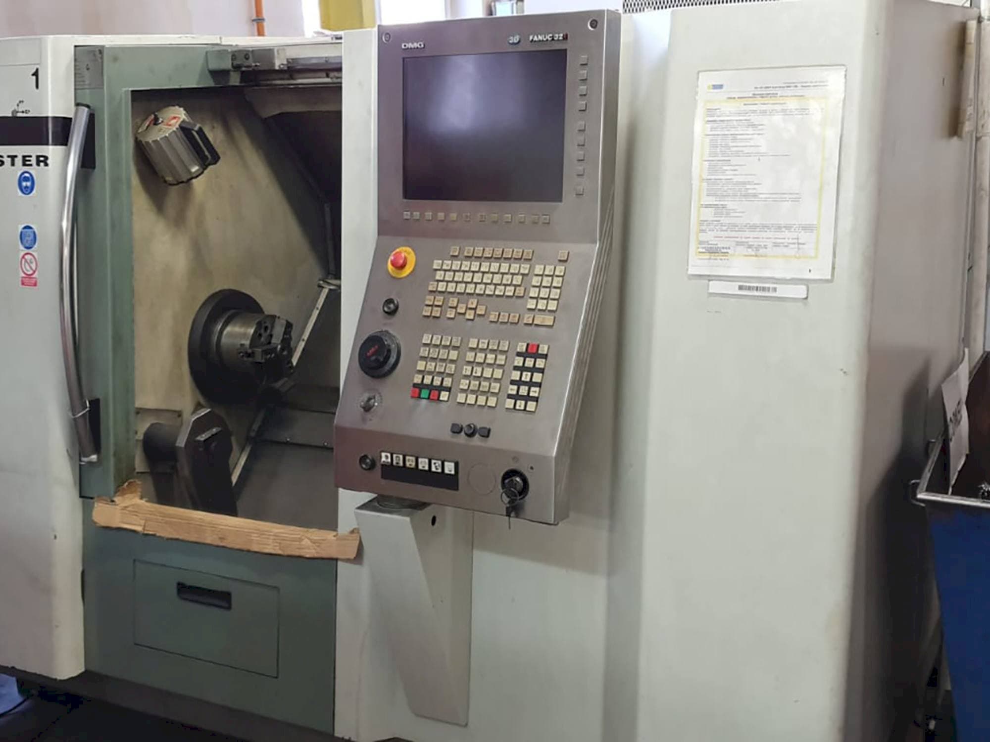 Vooraanzicht  van Gildemeister CTX 210  machine