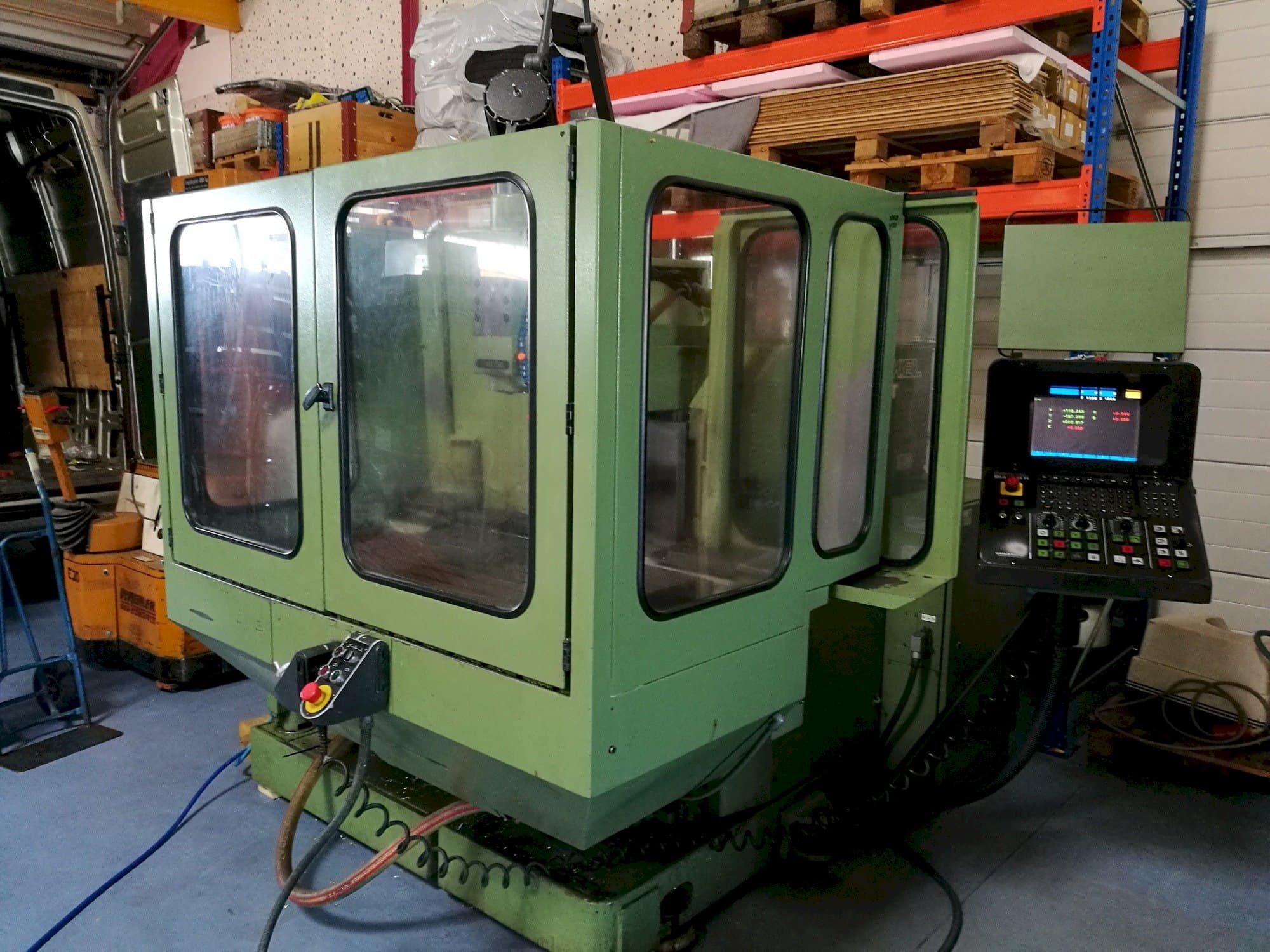 Vooraanzicht  van DECKEL FP4AT  machine