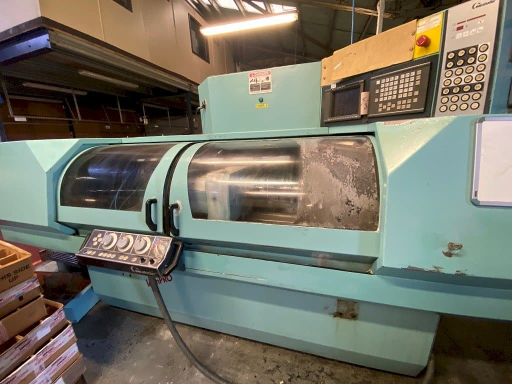 Vooraanzicht  van STUDER  S30 lean Pro  machine