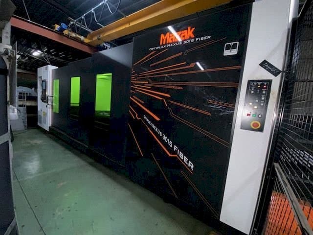 Vooraanzicht  van Mazak Optiplex Nexus 3015  machine