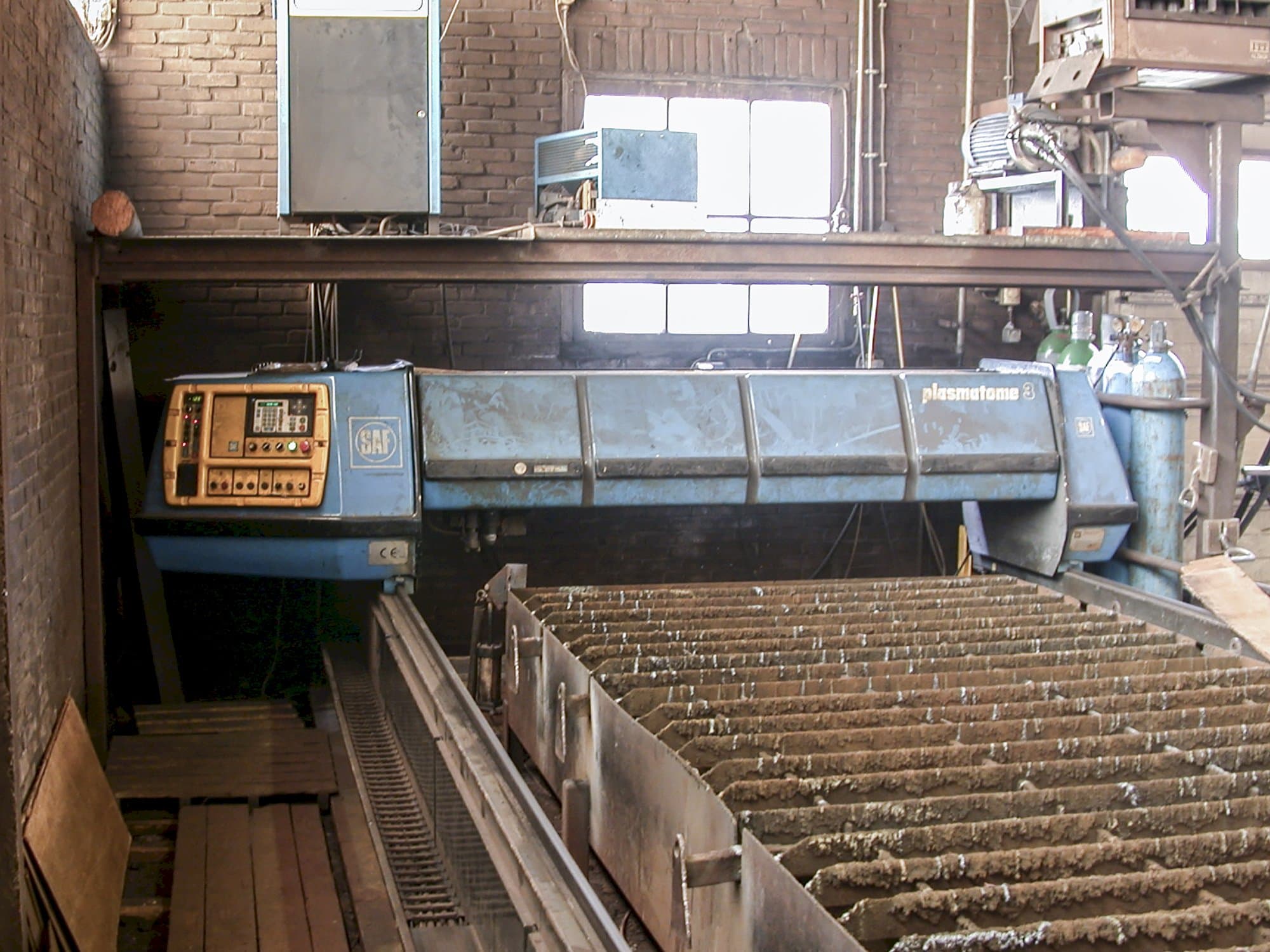 Vooraanzicht  van SAF PLASMATOME 3 machine