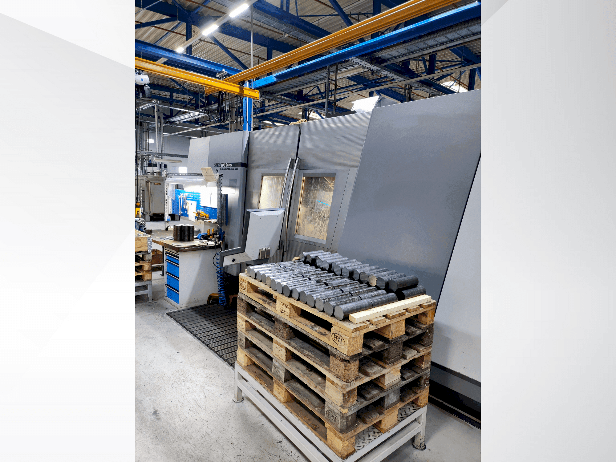 Vooraanzicht  van DMG GMX 400L  machine