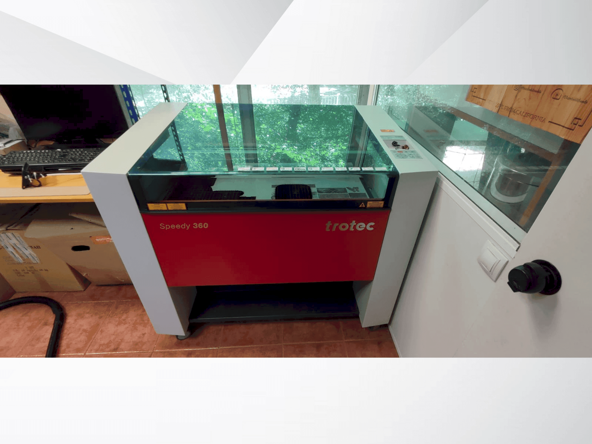 Vooraanzicht  van Trotec Speedy 360  machine
