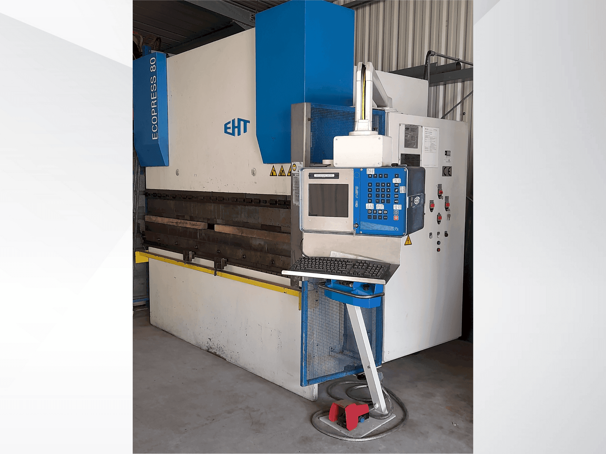 Vooraanzicht  van EHT Ecopress 80  machine