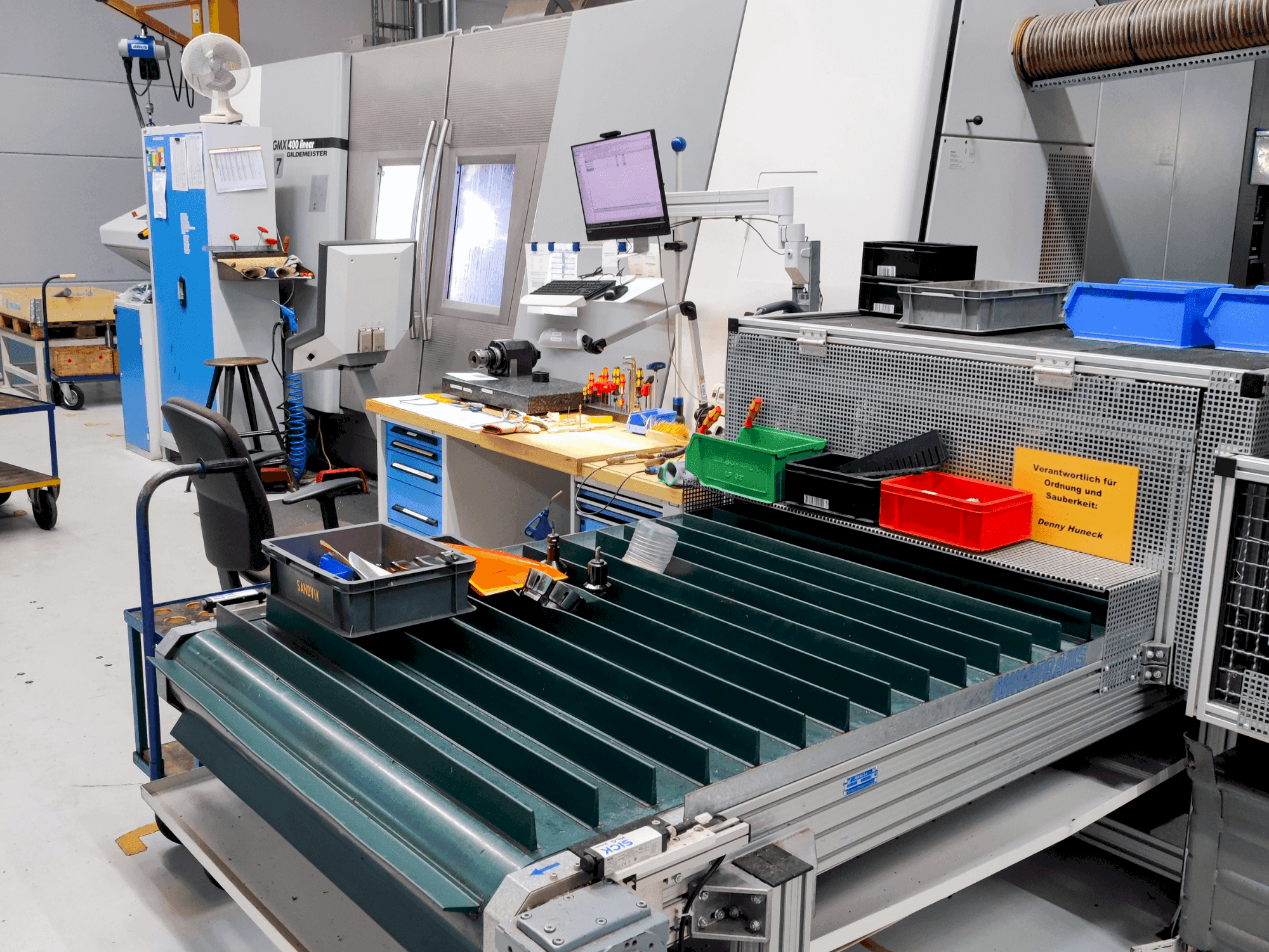 Vooraanzicht  van DMG GMX 400l Stange  machine