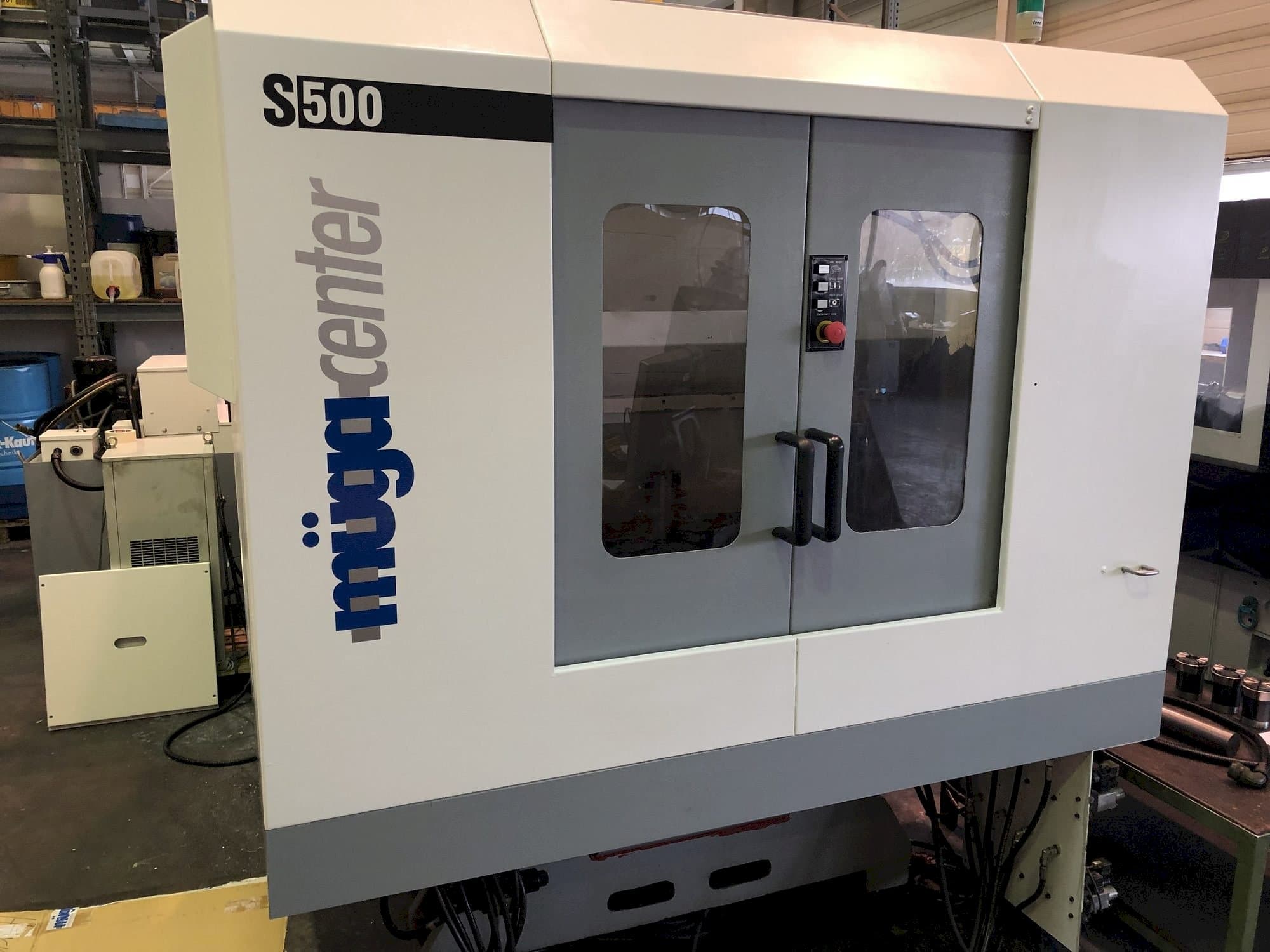 Vooraanzicht  van Muga S500  machine