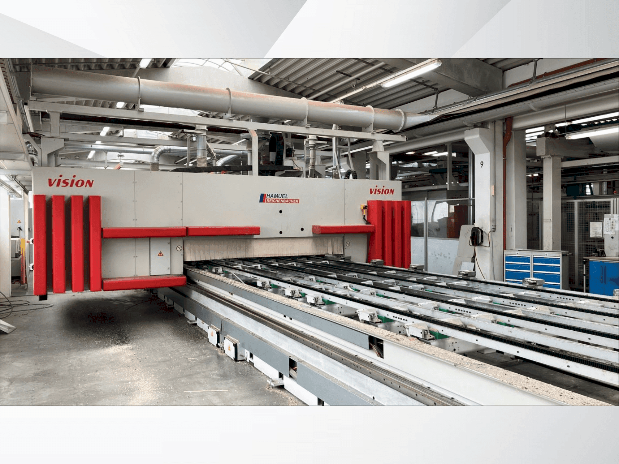 Vooraanzicht  van Hamuel Reichenbacher VISION III-TT-L  machine