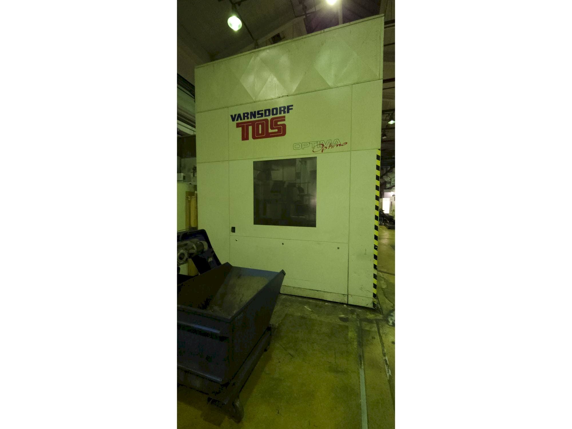 Vooraanzicht  van TOS Optima  machine