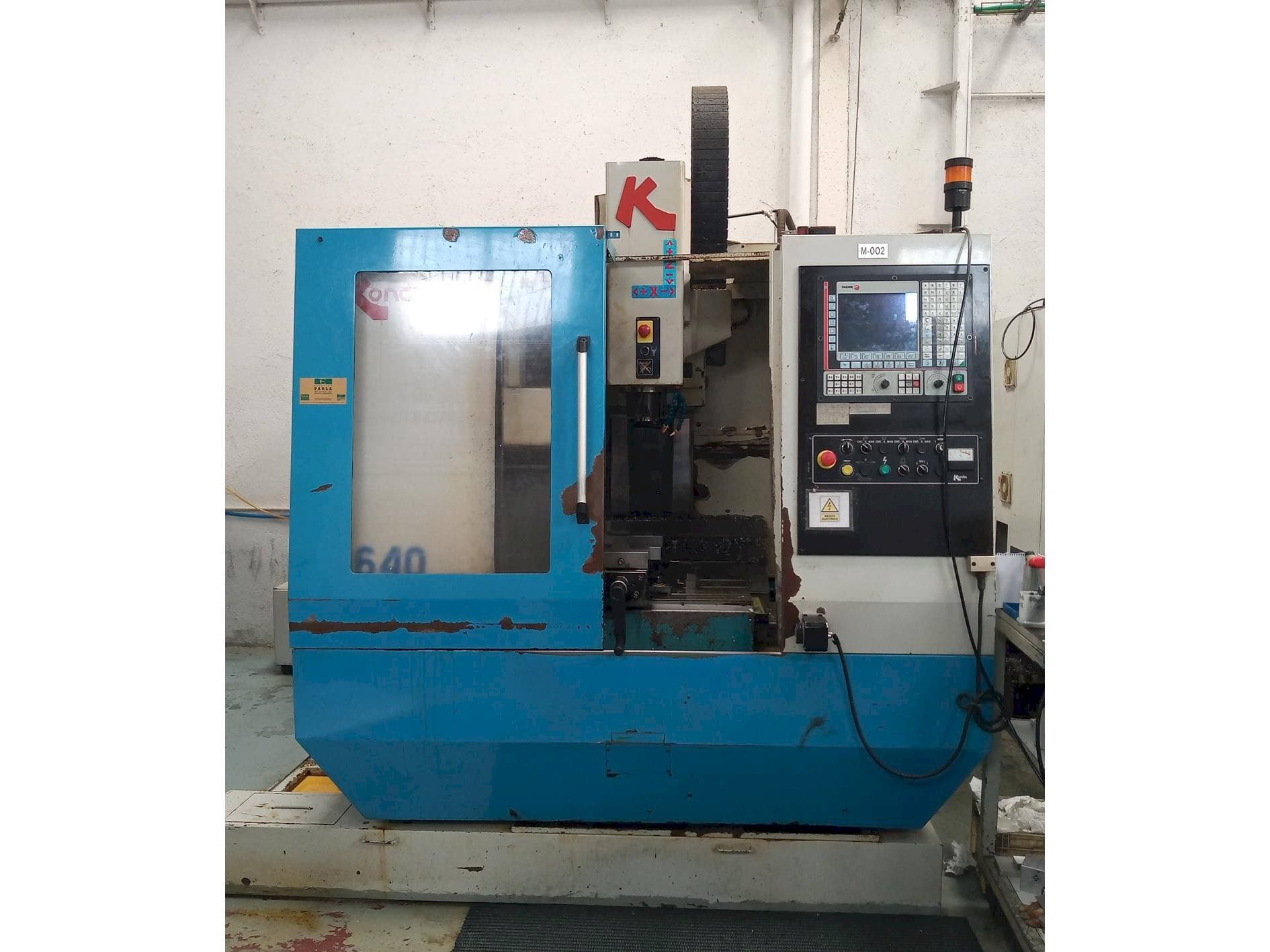 Vooraanzicht  van KONDIA B-640  machine