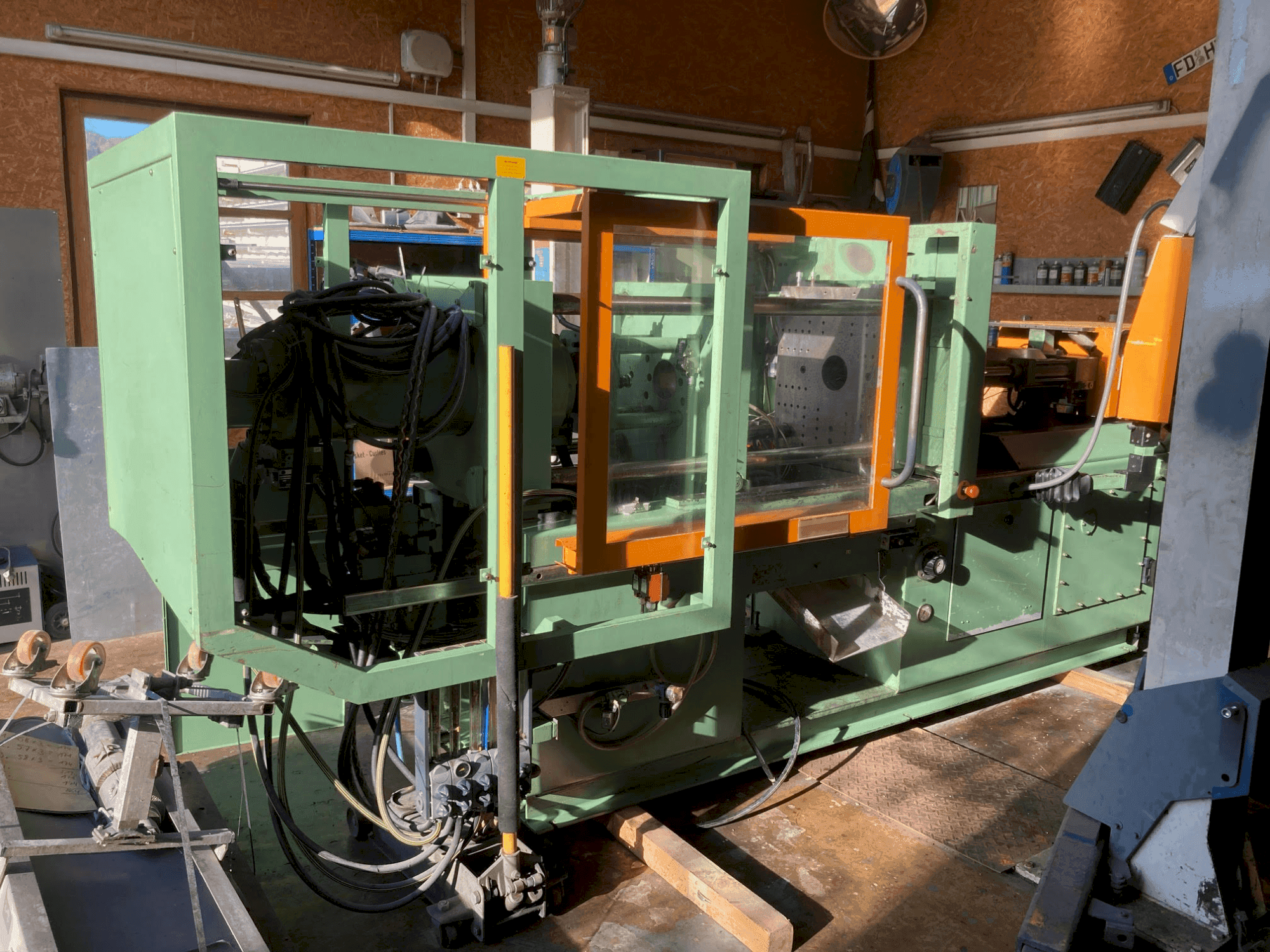 Vooraanzicht  van FERROMATIK K75-S  machine