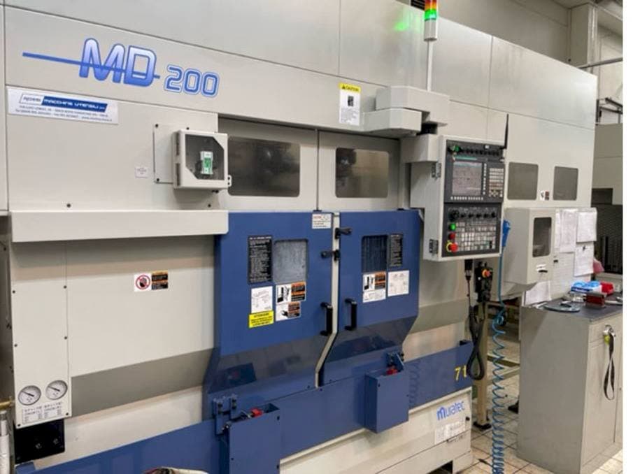 Vooraanzicht  van Muratec MD 200  machine