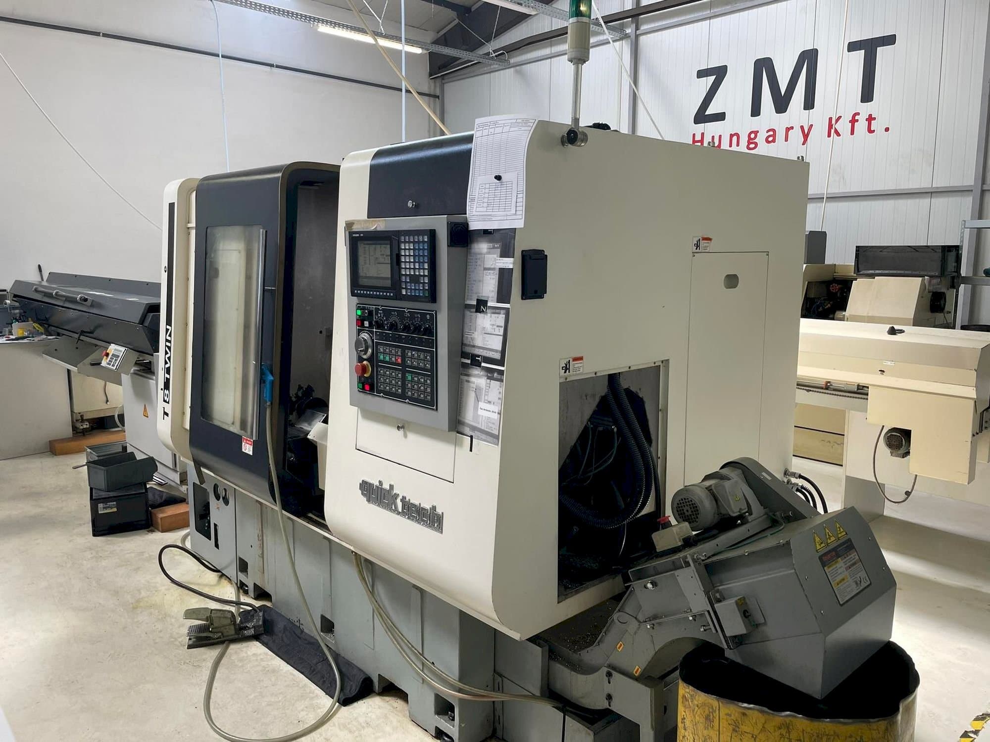 Vooraanzicht  van Quick-Tech T8 Twin  machine