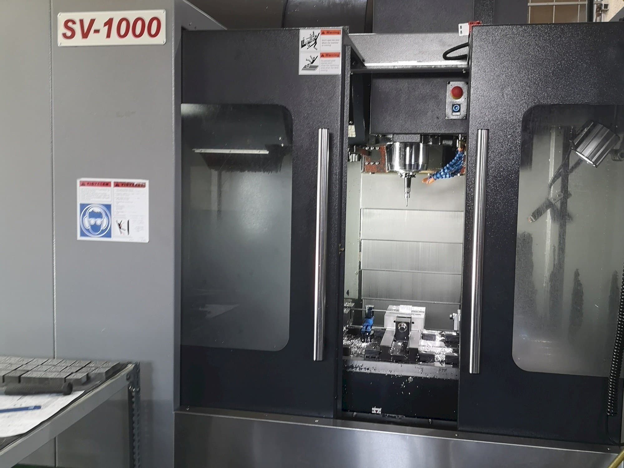 Vooraanzicht  van NCT KAFO SV-1000  machine