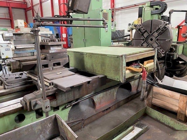 Vooraanzicht  van TOS SU 100/8000  machine