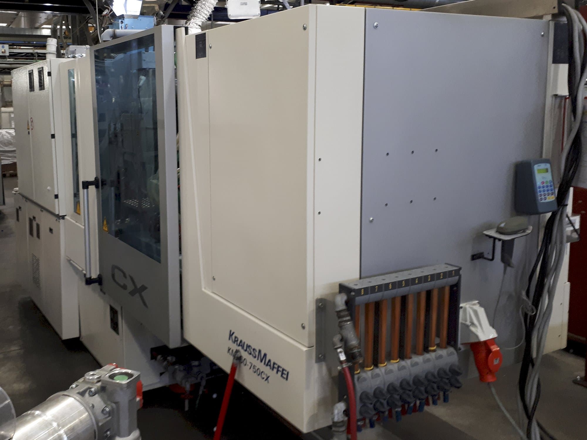 Vooraanzicht  van Krauss Maffei 160-750 CX machine