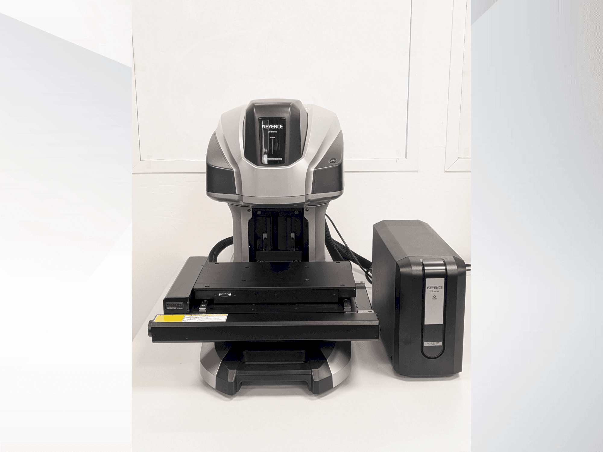 Vooraanzicht  van KEYENCE VR-6200  machine