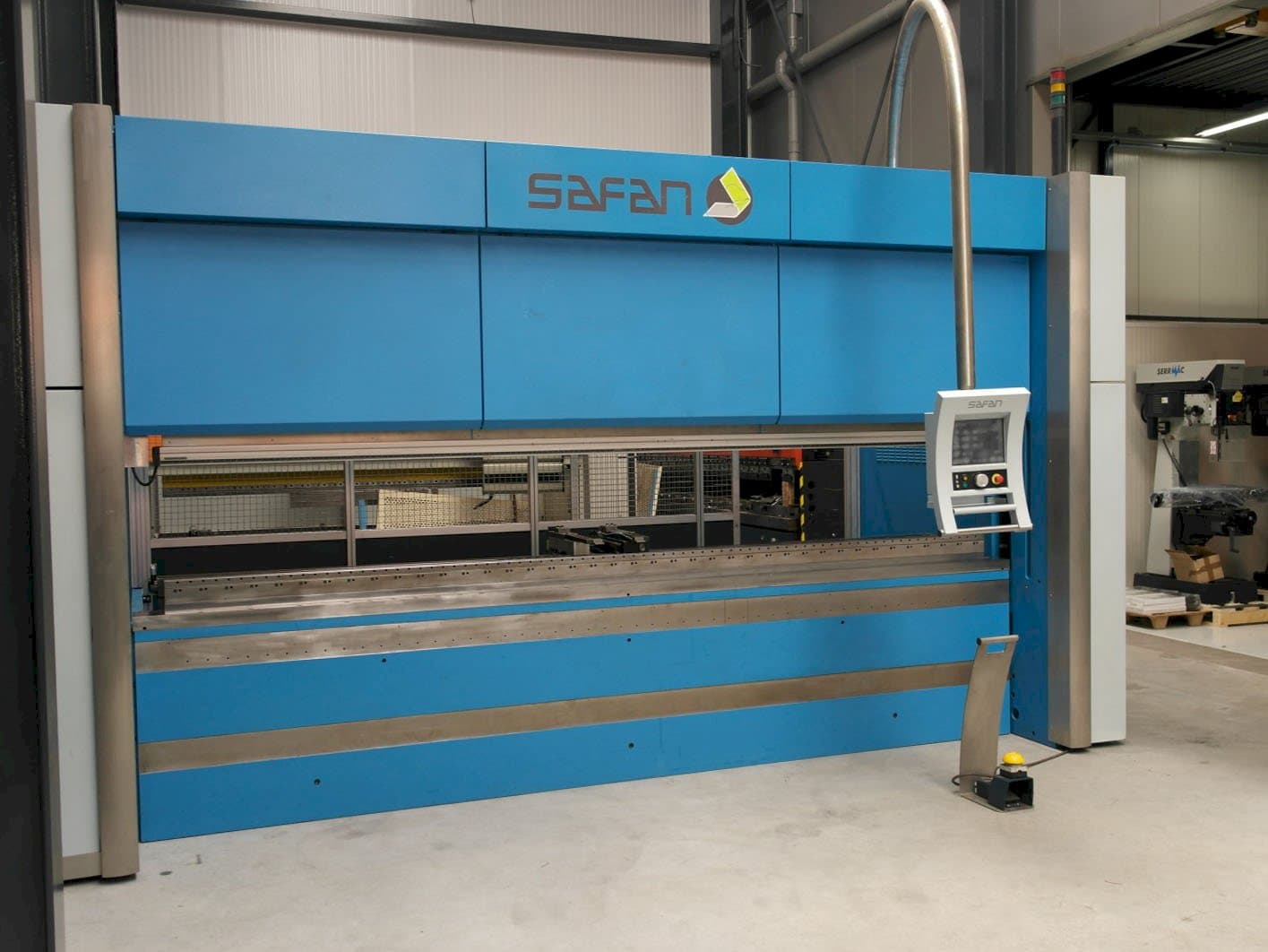 Vooraanzicht  van Safan E-Brake 200-4100 TS 1 machine