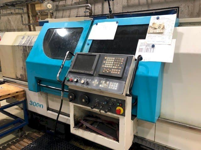 Vooraanzicht  van 600 Lathes Combi 3000  machine