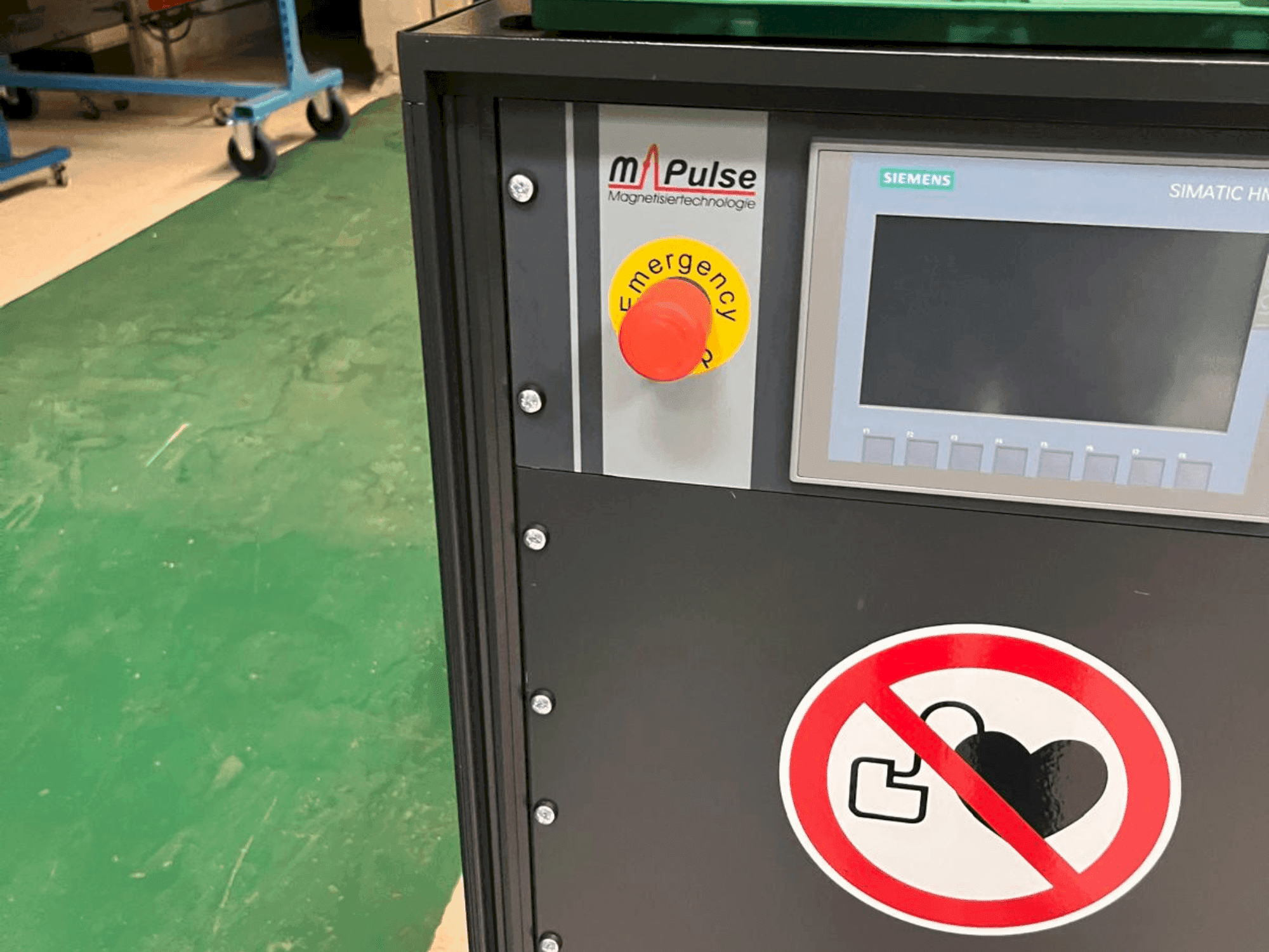 Vooraanzicht  van M-PULSE 2k6e  machine