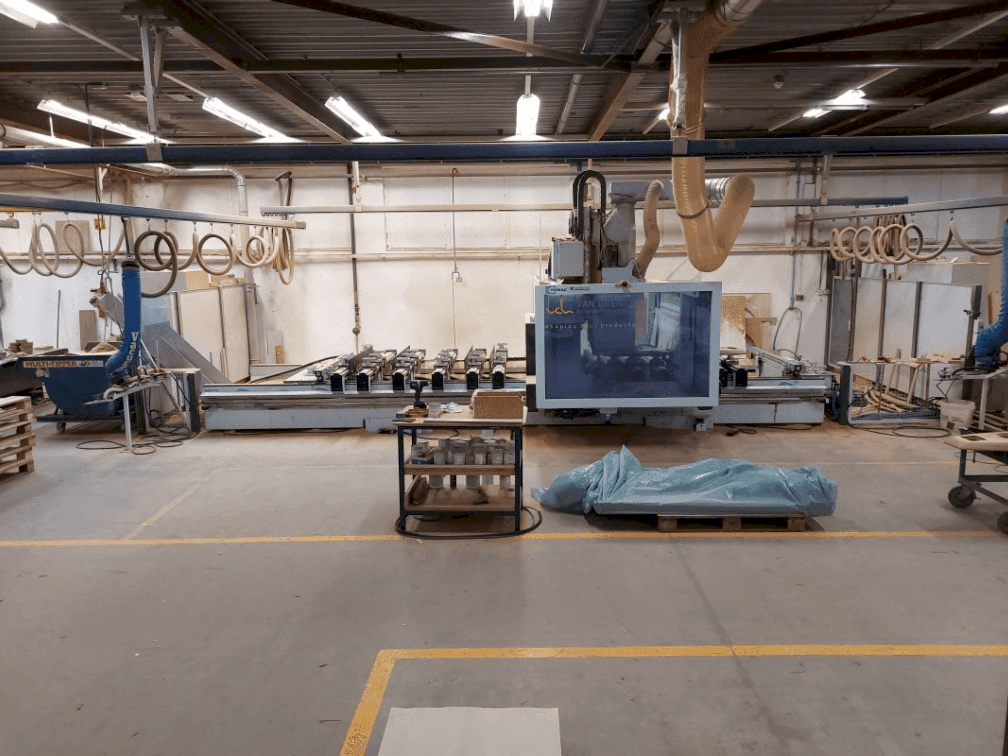 Vooraanzicht  van HOMAG WEEKE Profi BMG 611/60/15/F/AP  machine