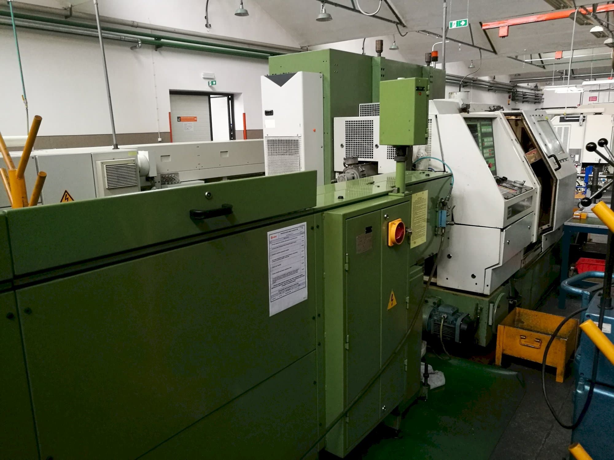 Vooraanzicht  van TRAUB TNS 30/42 D  machine