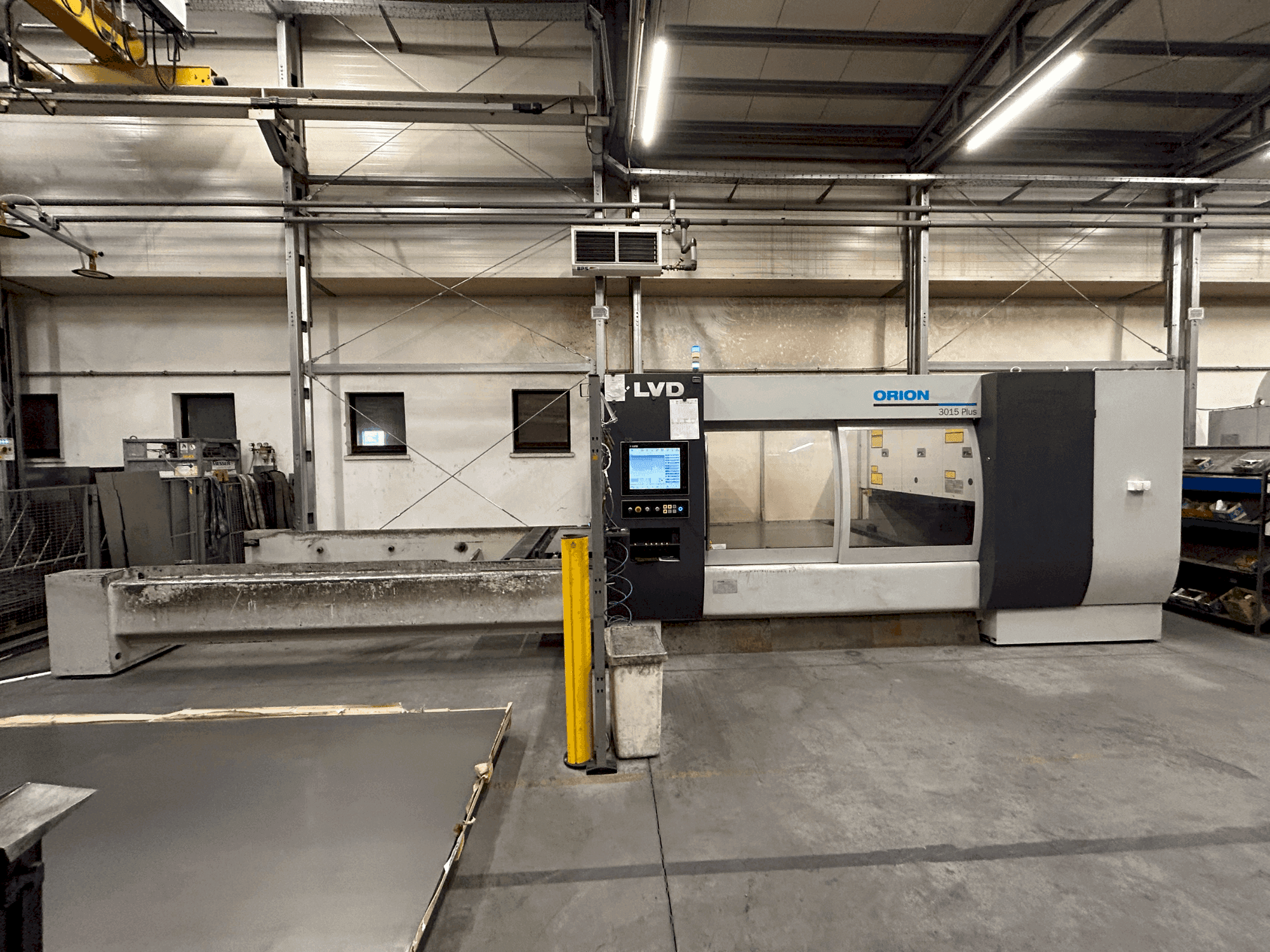 Vooraanzicht  van LVD Orion 3015 Plus  machine