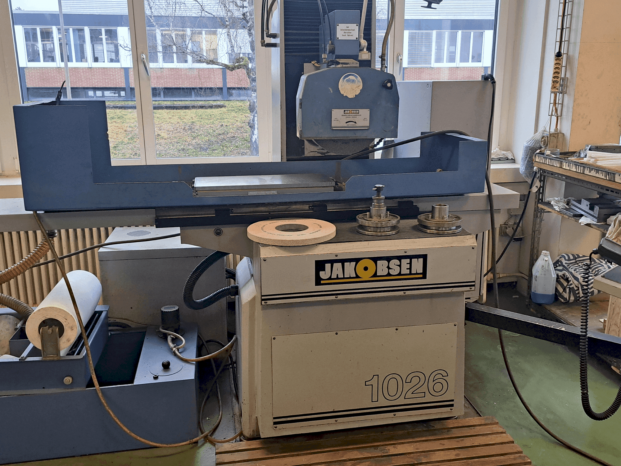 Vooraanzicht  van JAKOBSEN AC-1026  machine