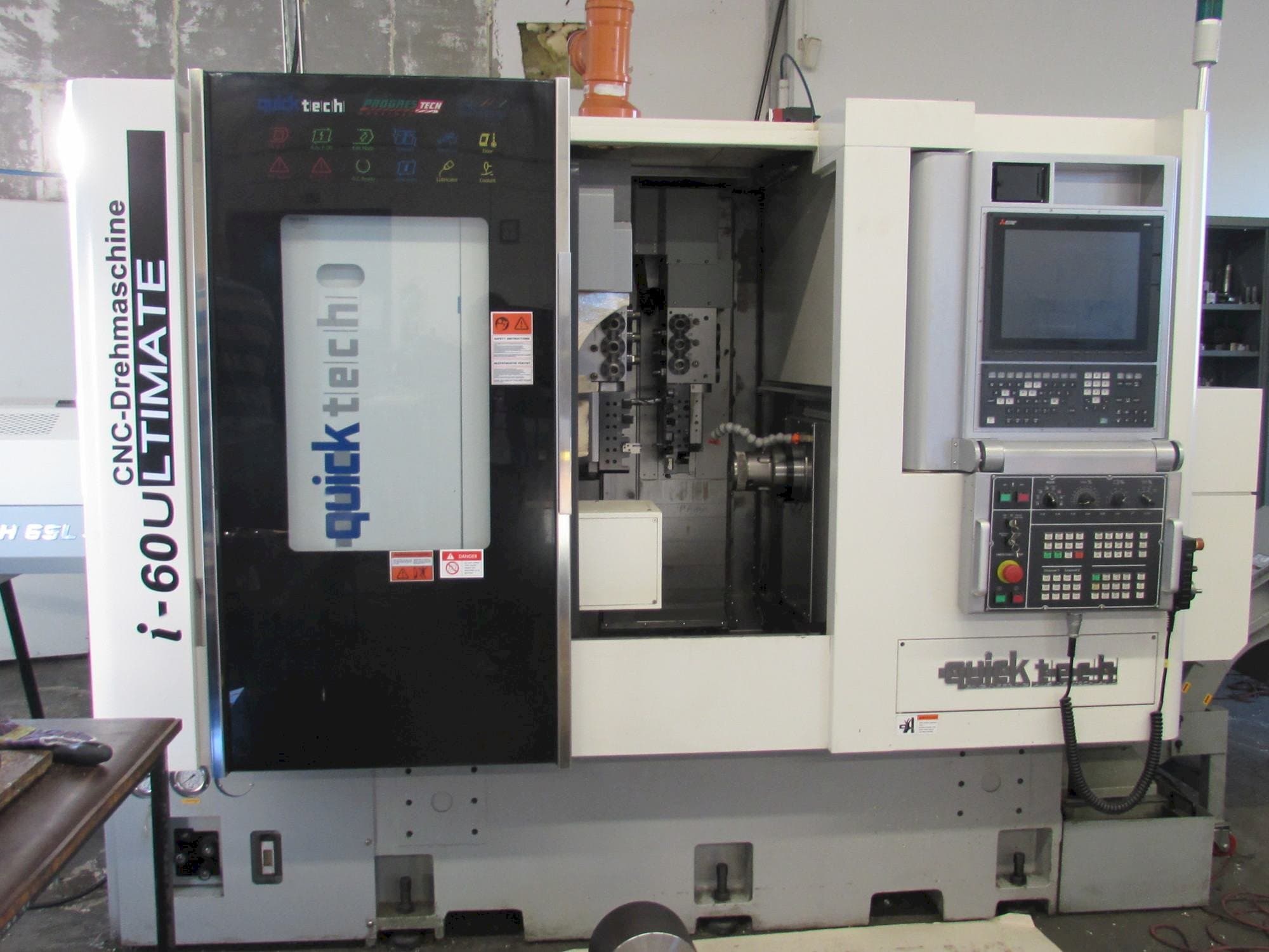 Vooraanzicht  van Quick-Tech I-60U  machine